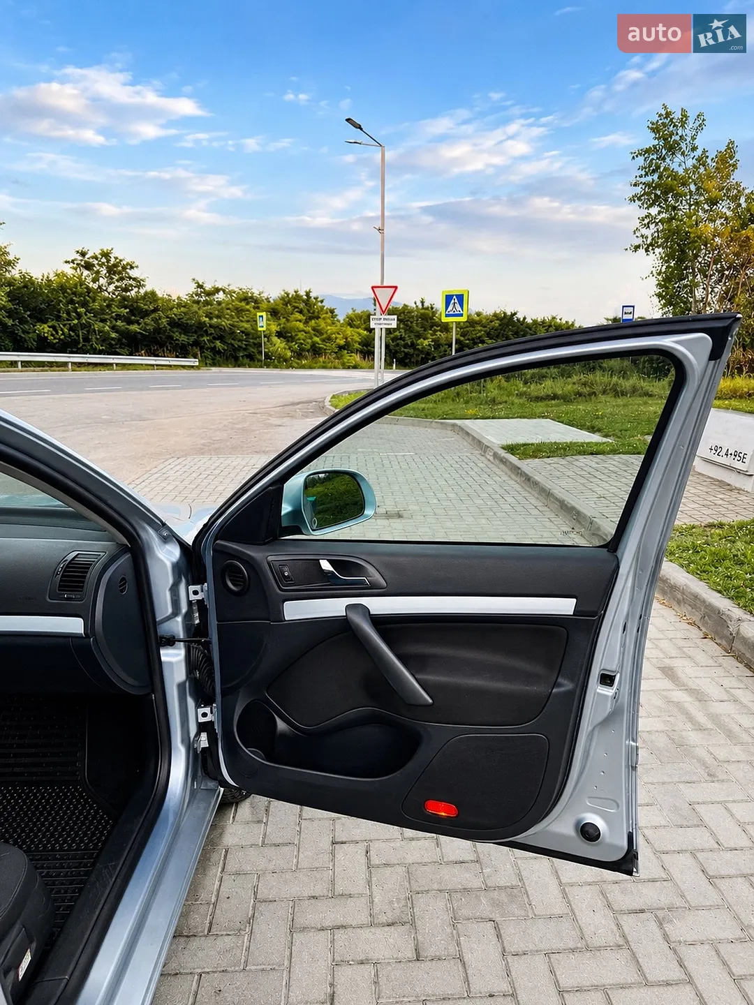 2013 Skoda Octavia - мініатюра 11