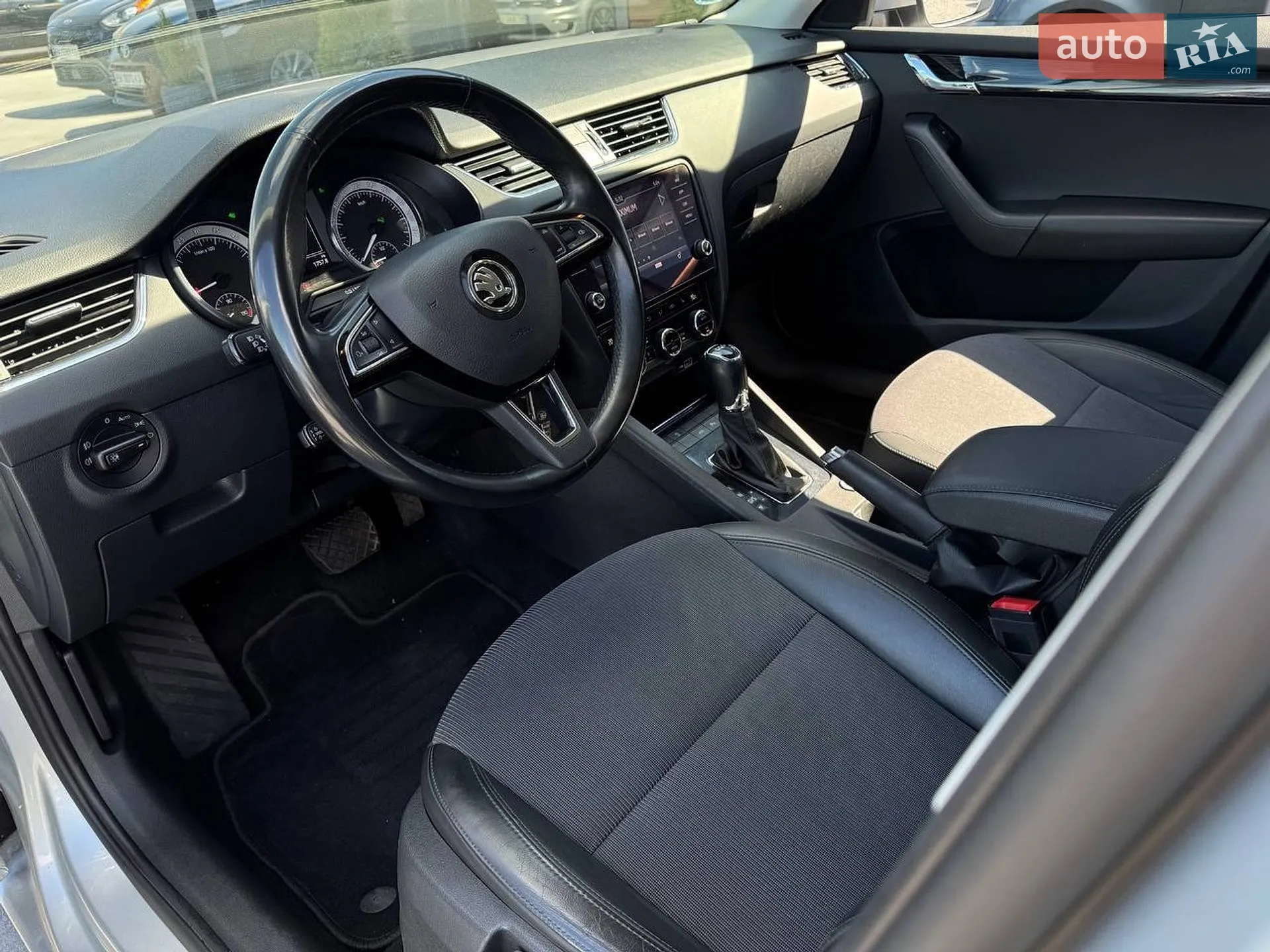 2019 Skoda Octavia - мініатюра 39