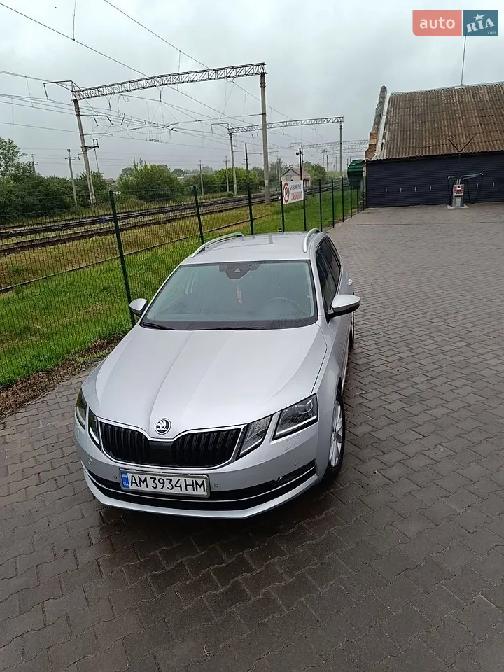 2017 Skoda Octavia - мініатюра 39