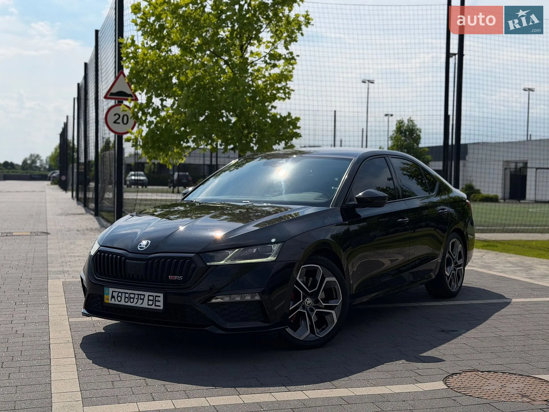 2021 Skoda Octavia - фото 1