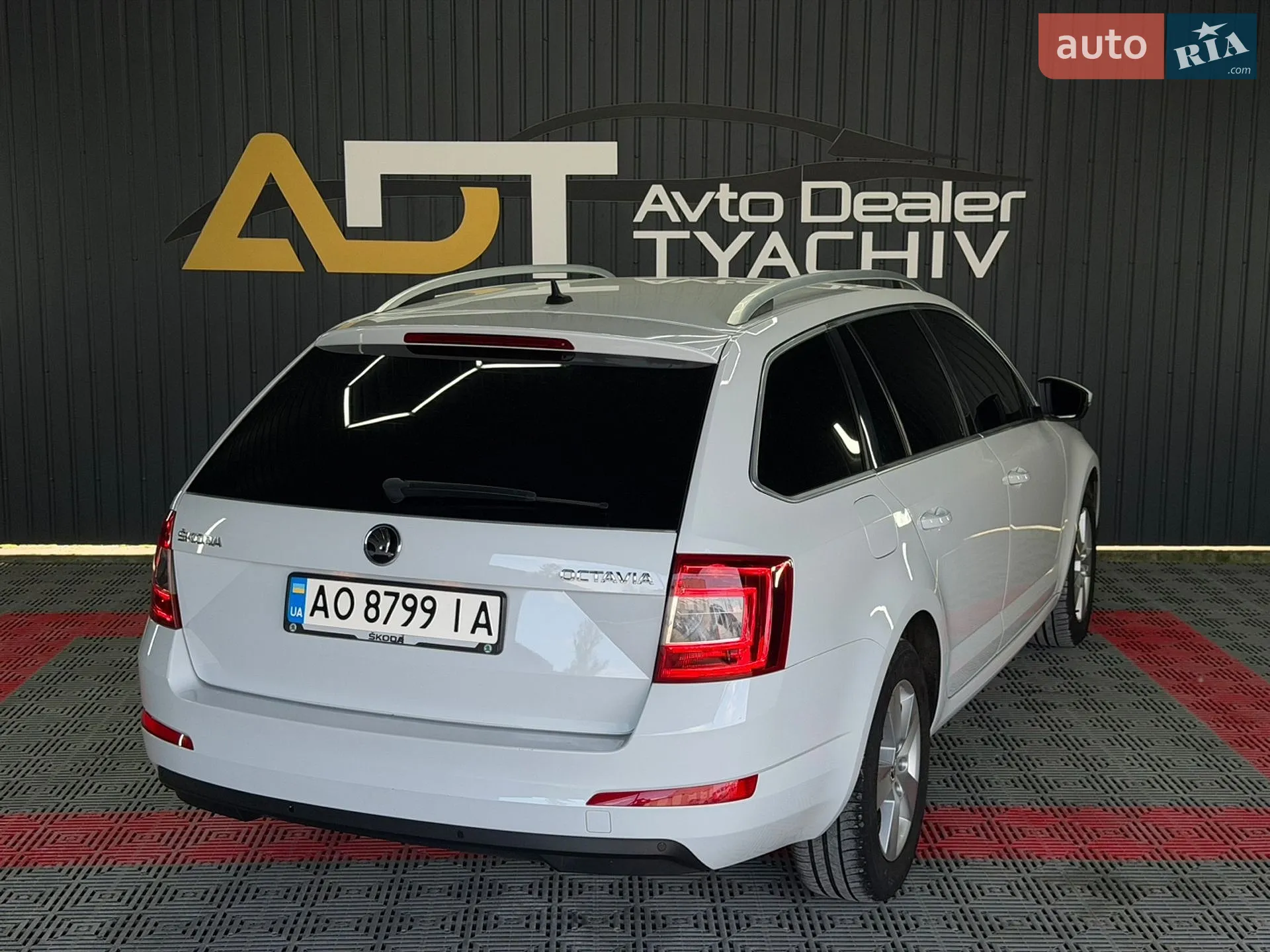 2015 Skoda Octavia - мініатюра 13