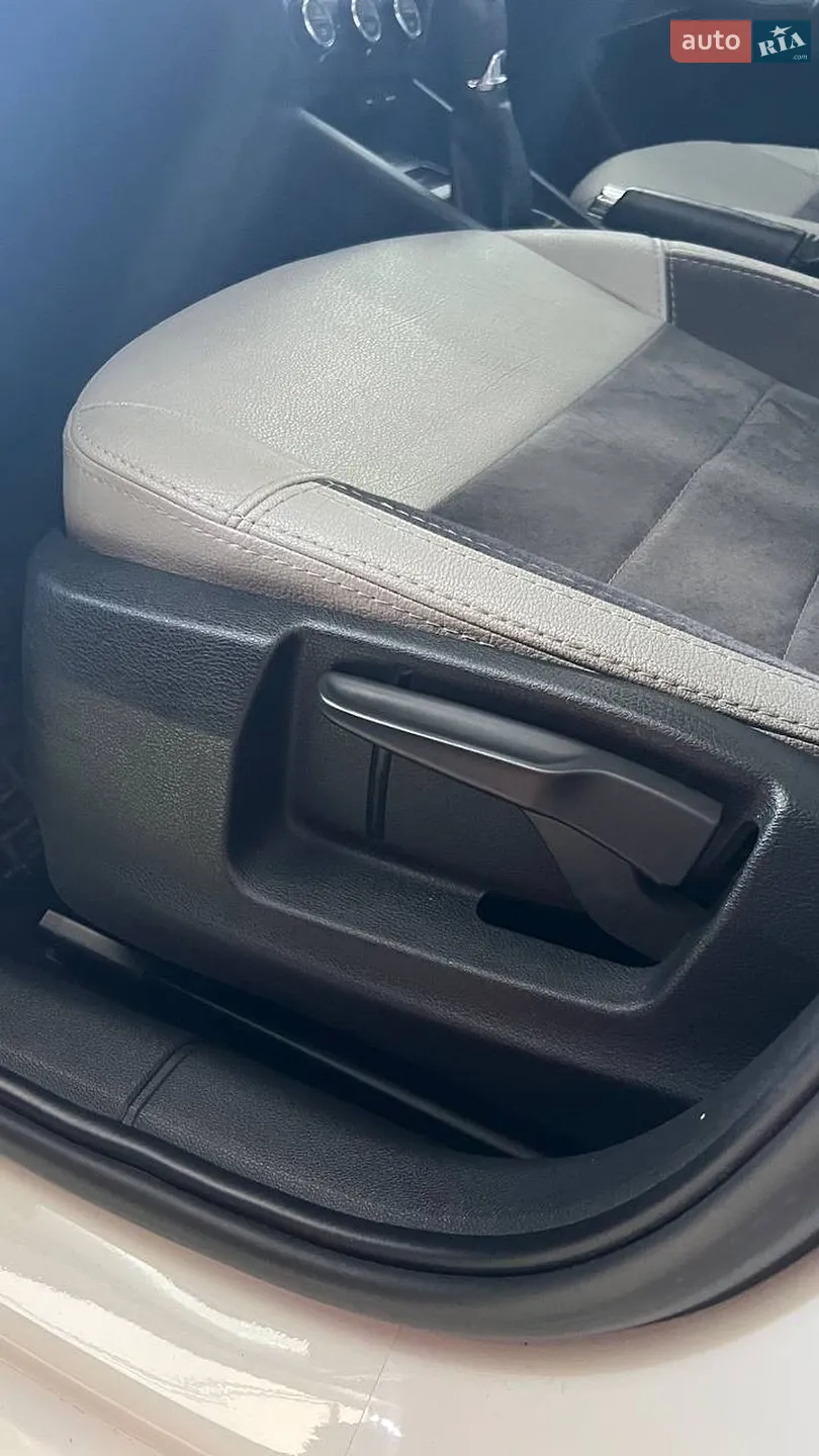 2013 Skoda Octavia - мініатюра 17