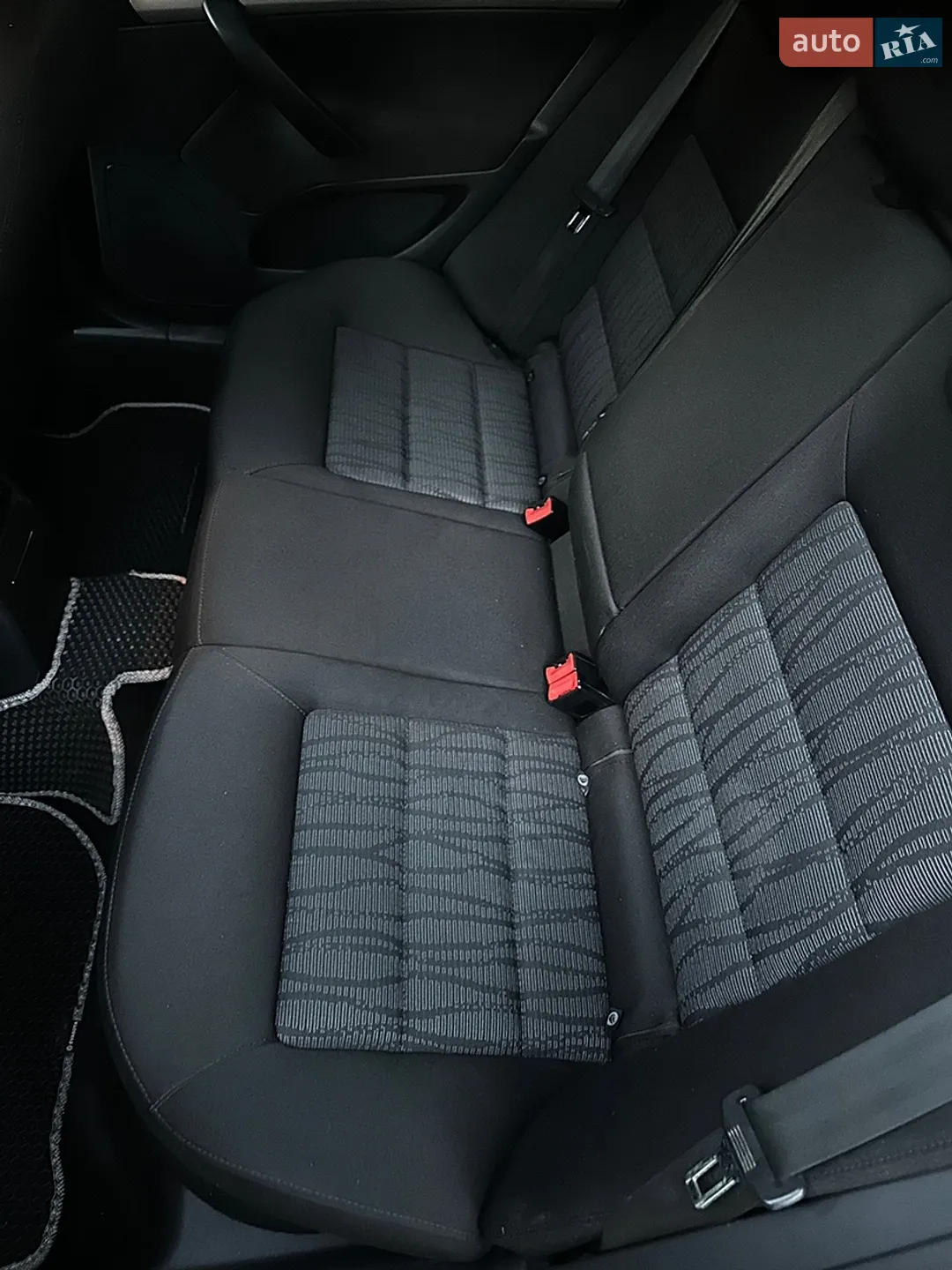 2011 Skoda Octavia - мініатюра 10