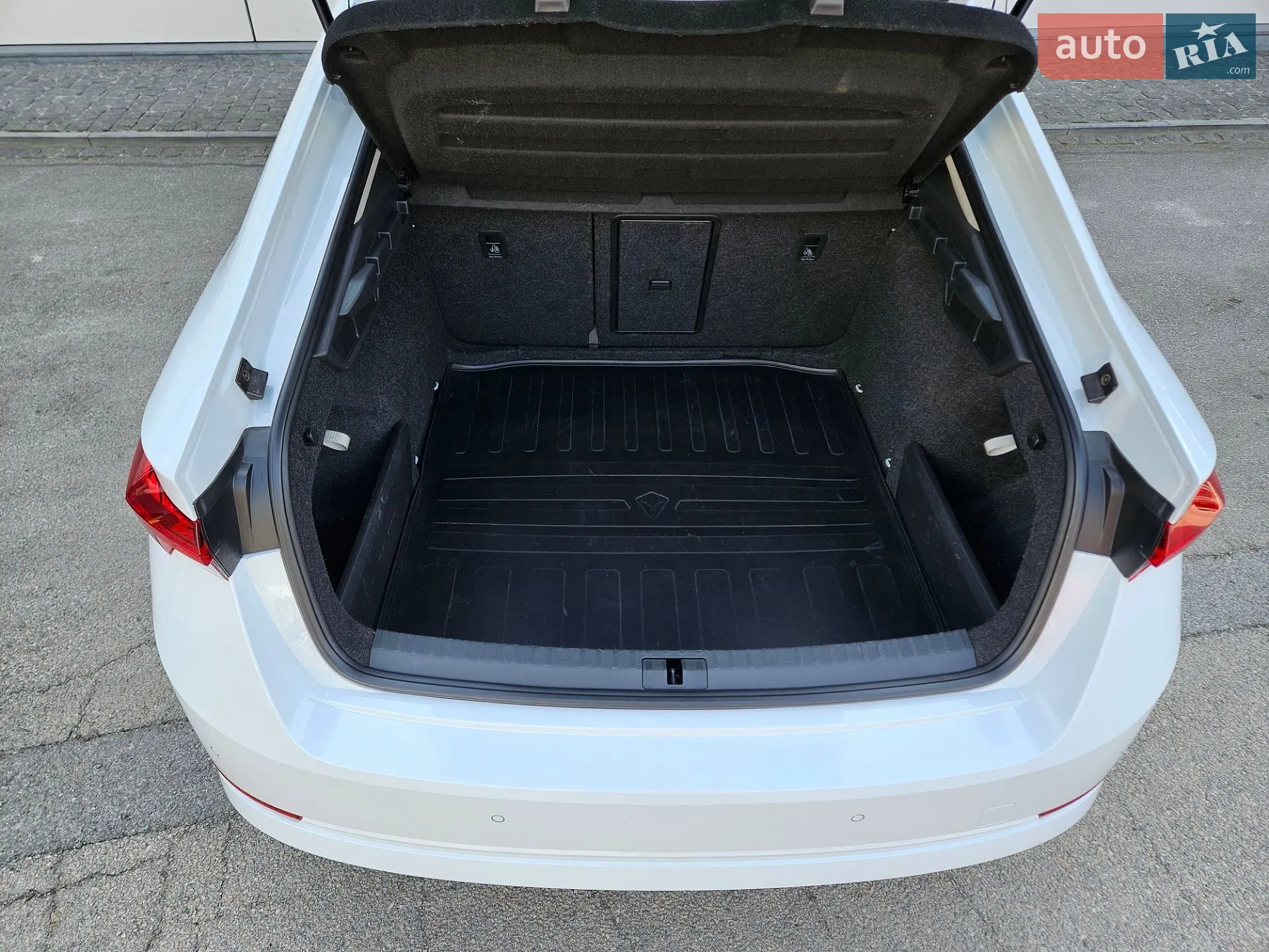 2021 Skoda Octavia - мініатюра 35