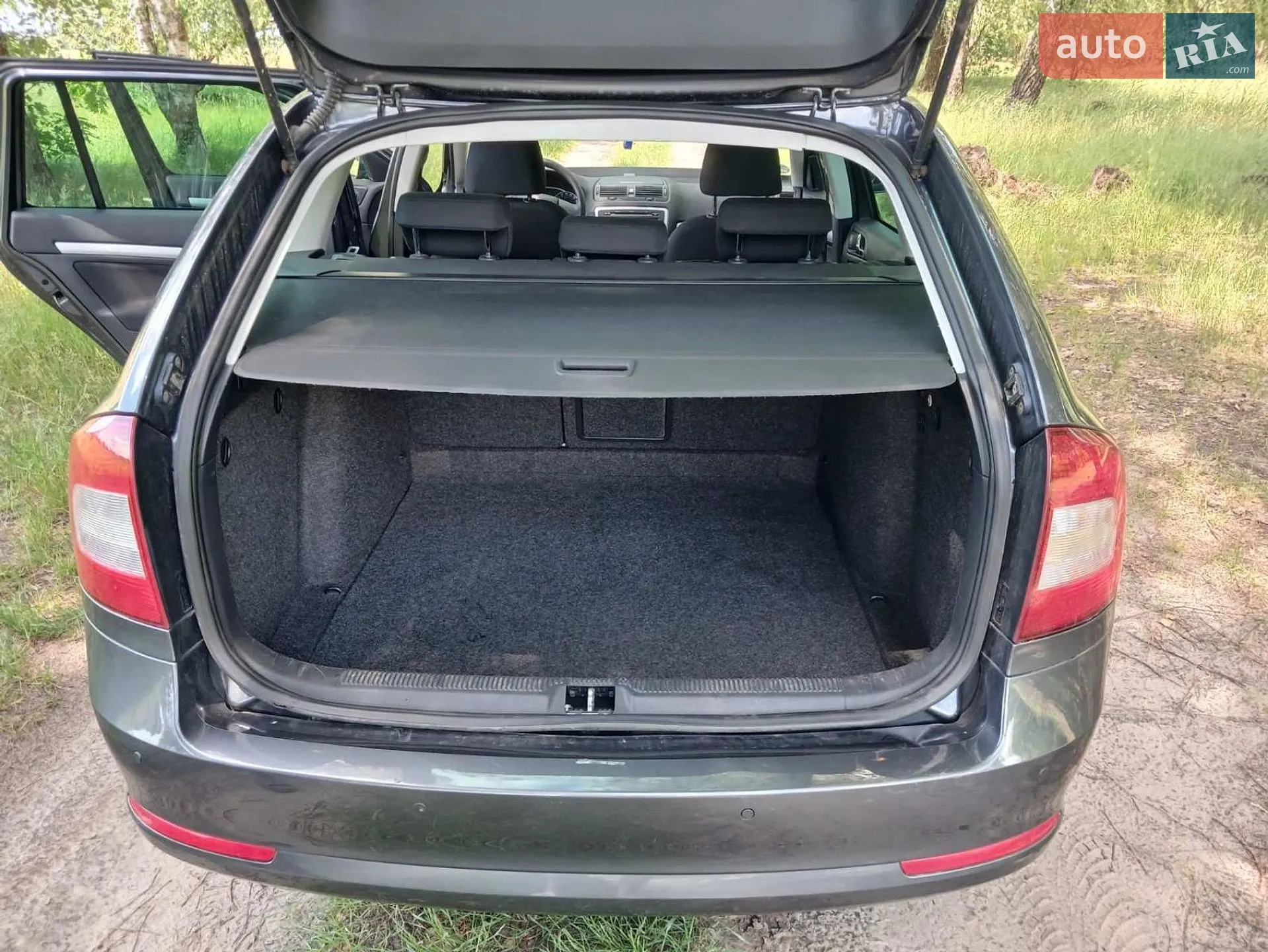 2010 Skoda Octavia - мініатюра 7