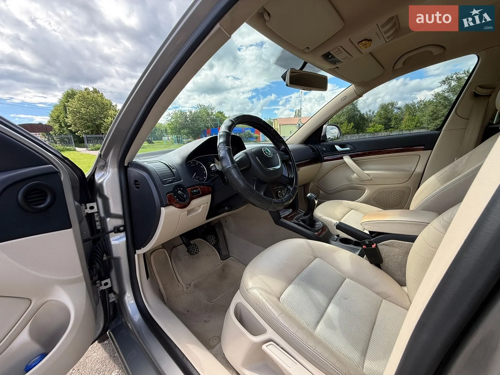 2011 Skoda Octavia - мініатюра 27