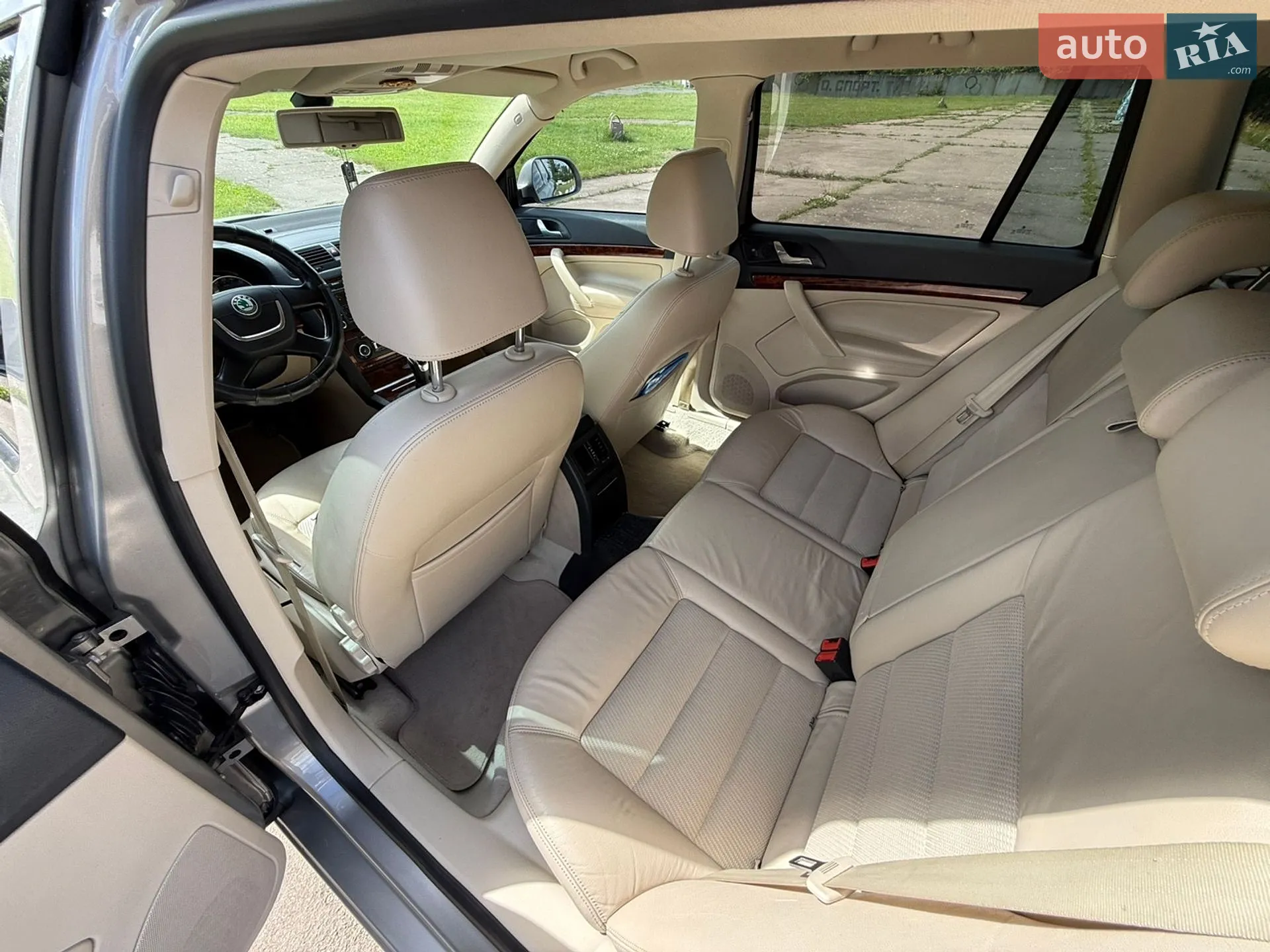2011 Skoda Octavia - мініатюра 34