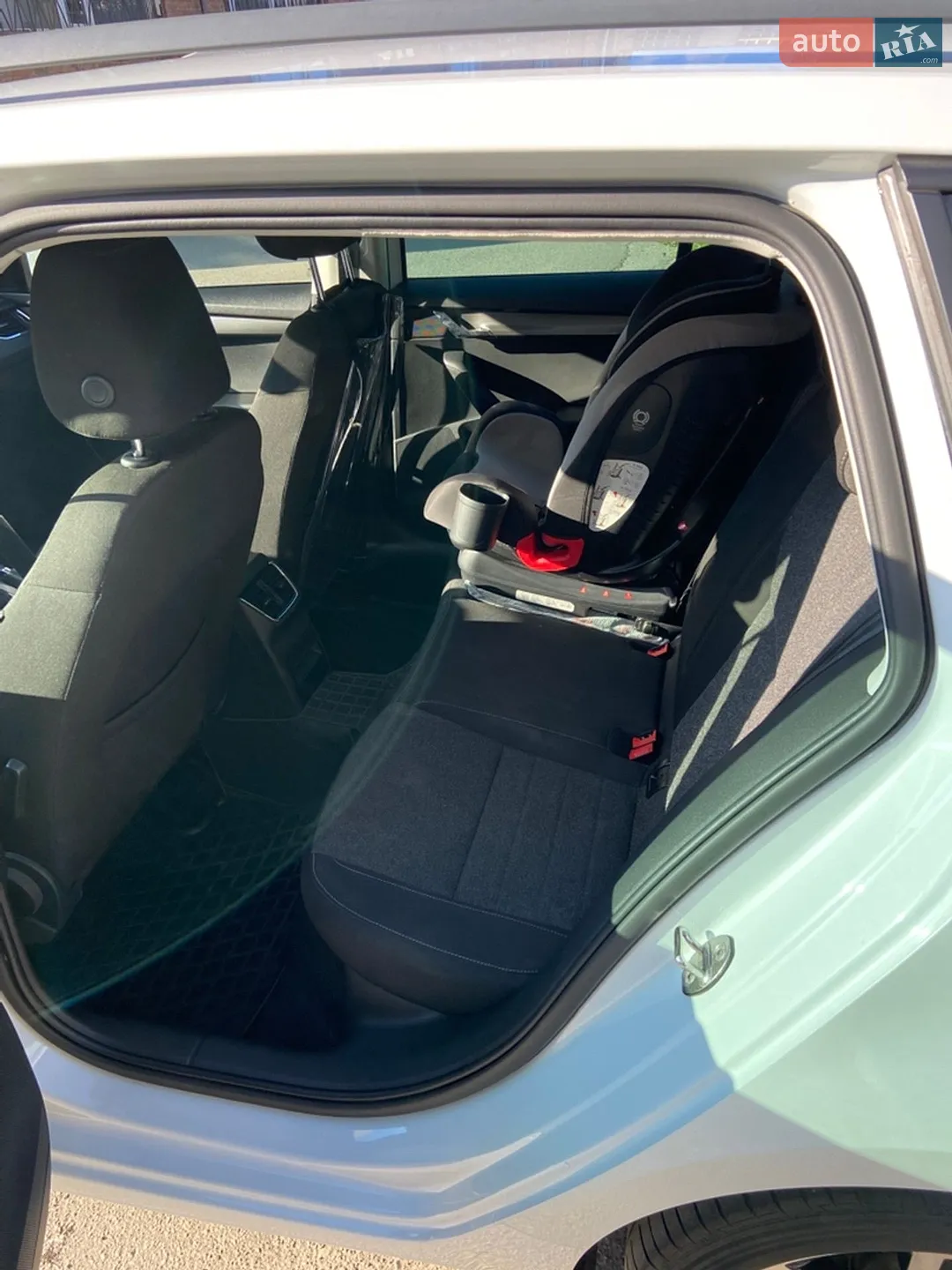 2019 Skoda Octavia - мініатюра 9