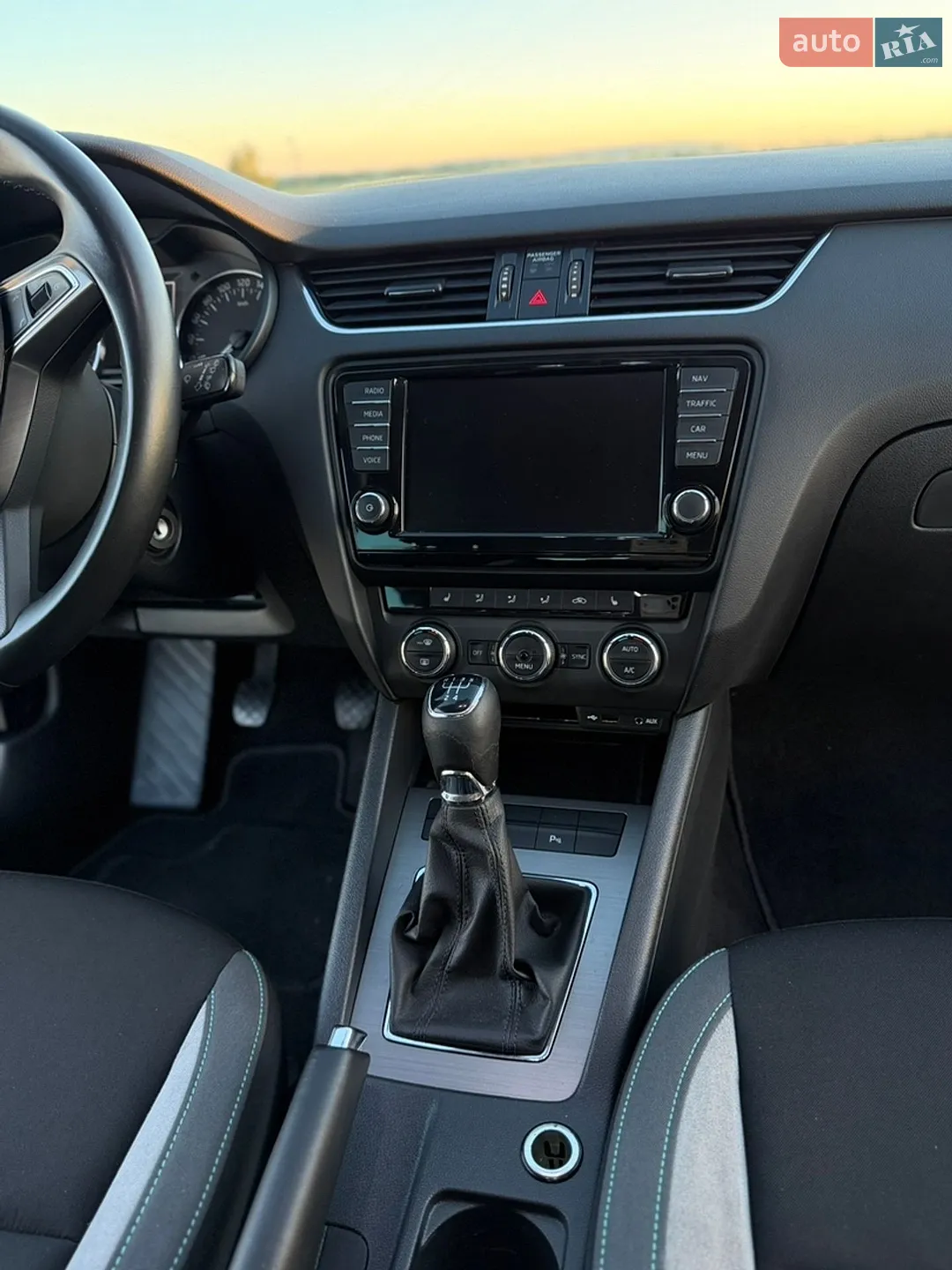 2016 Skoda Octavia - мініатюра 26