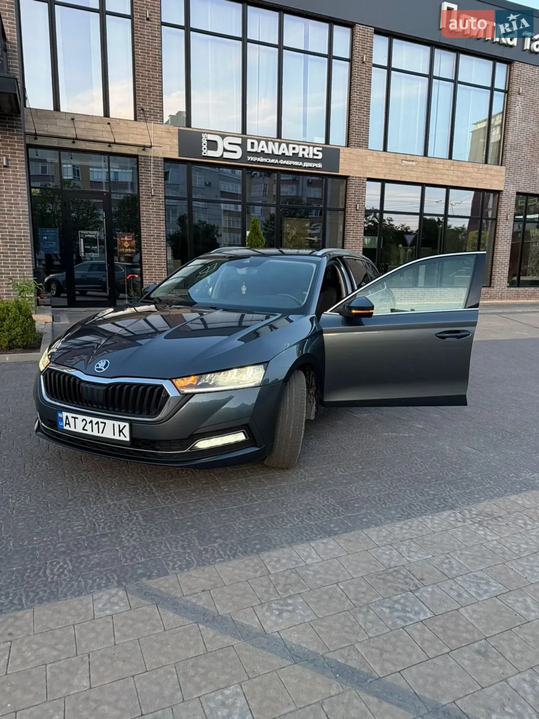 2021 Skoda Octavia - мініатюра 3