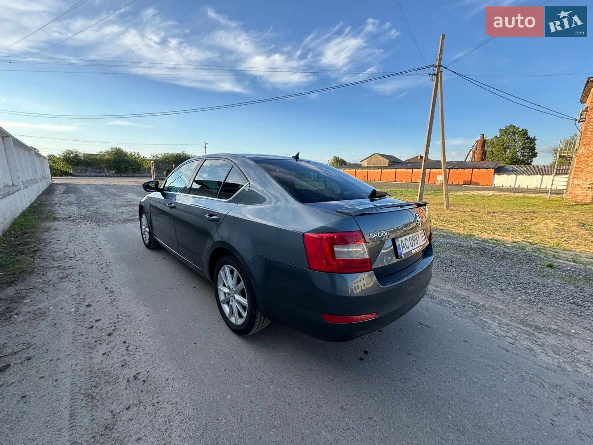 2016 Skoda Octavia - мініатюра 2