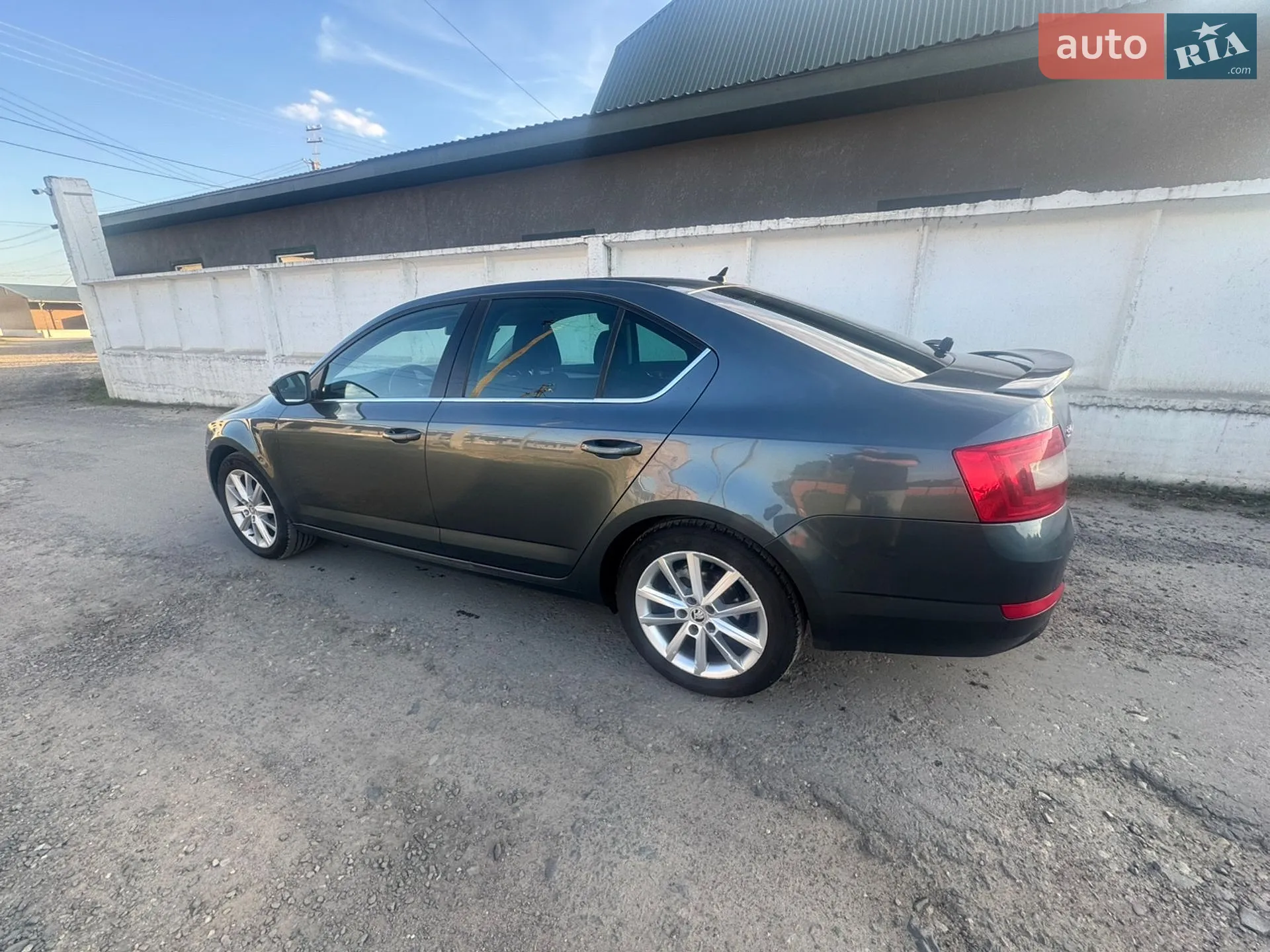 2016 Skoda Octavia - мініатюра 16