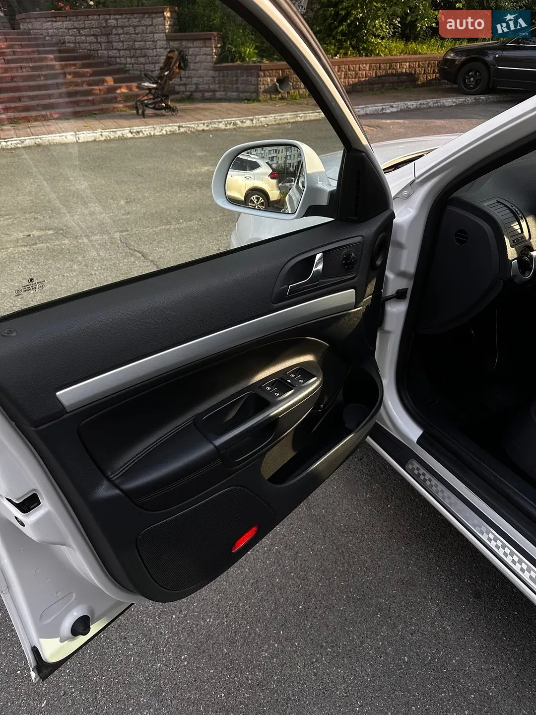 2010 Skoda Octavia - мініатюра 23