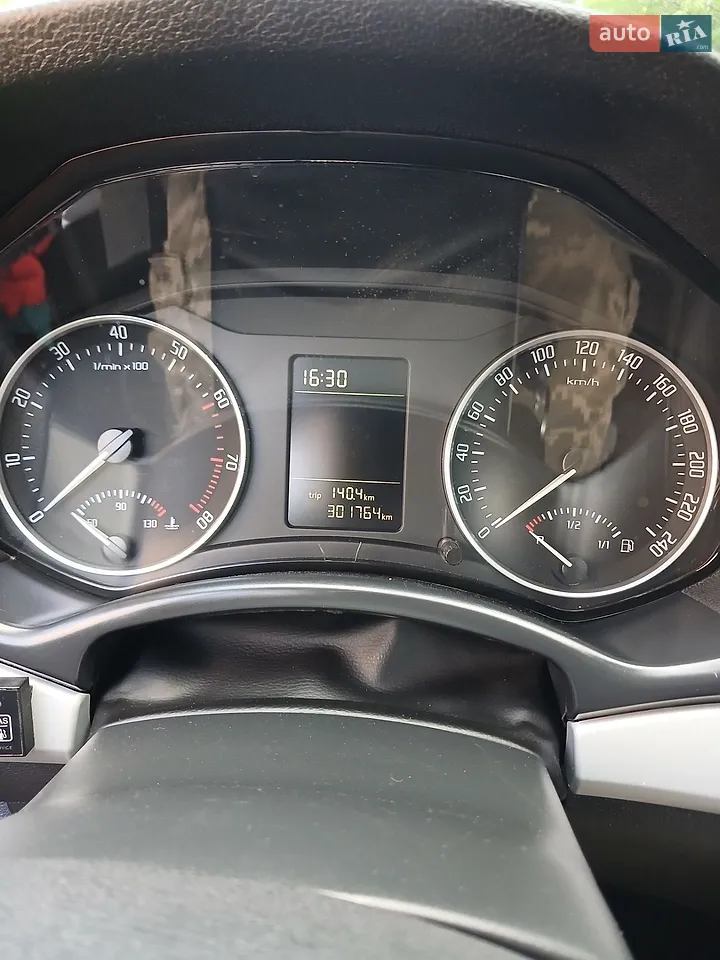 2010 Skoda Octavia - мініатюра 19