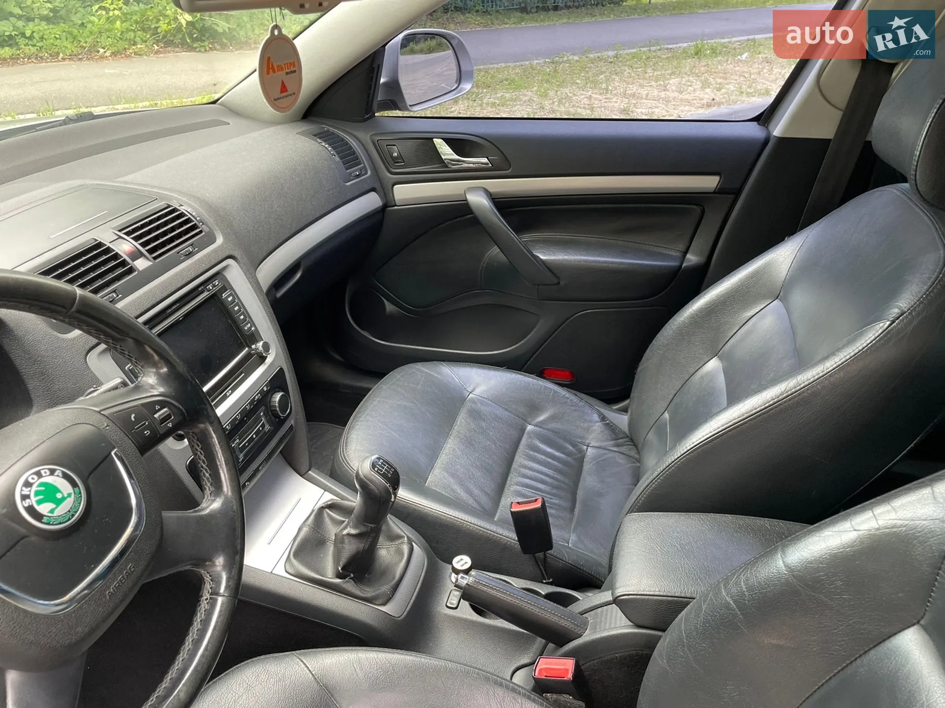 2011 Skoda Octavia - мініатюра 28