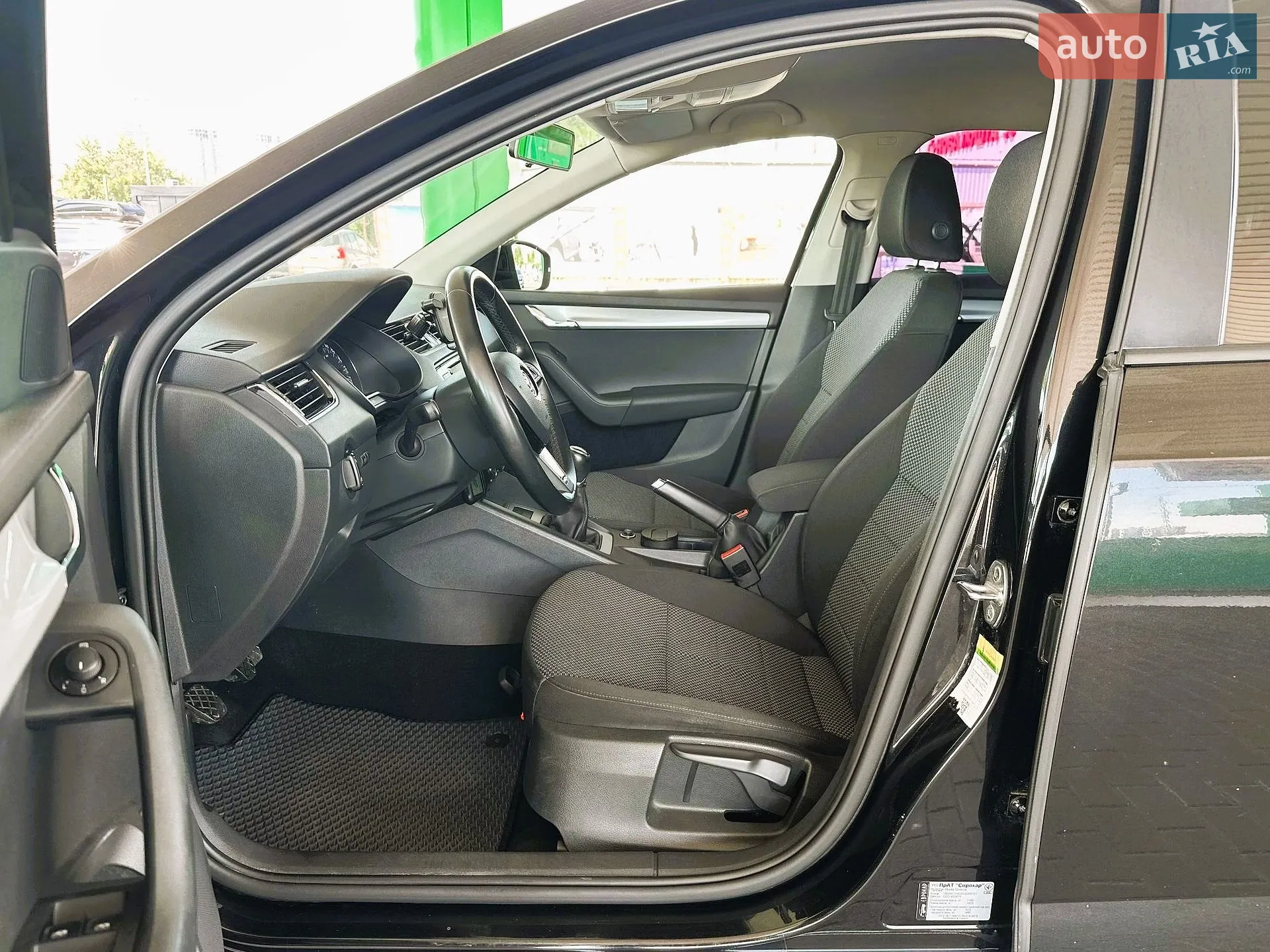 2016 Skoda Octavia - мініатюра 16