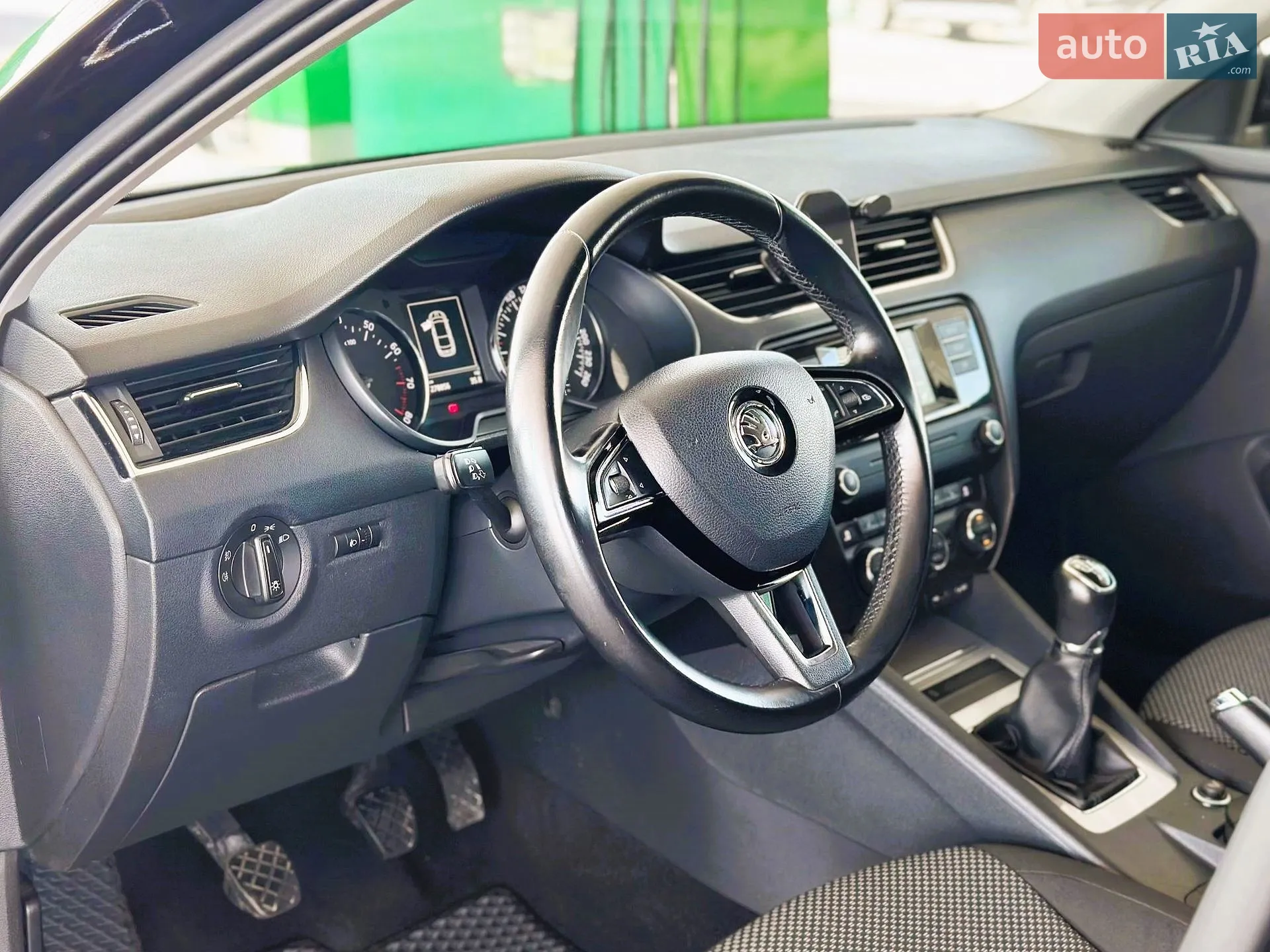 2016 Skoda Octavia - мініатюра 18