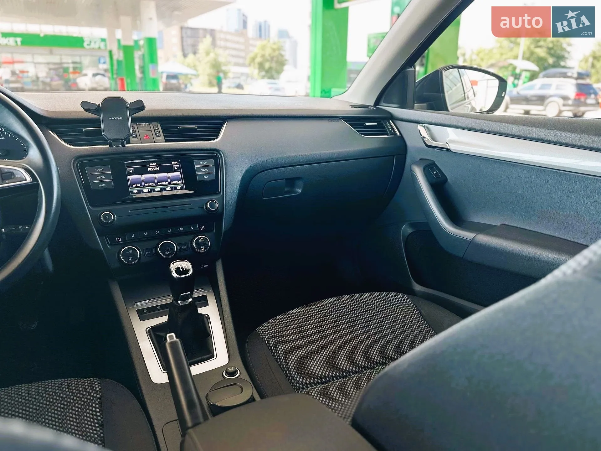 2016 Skoda Octavia - мініатюра 35