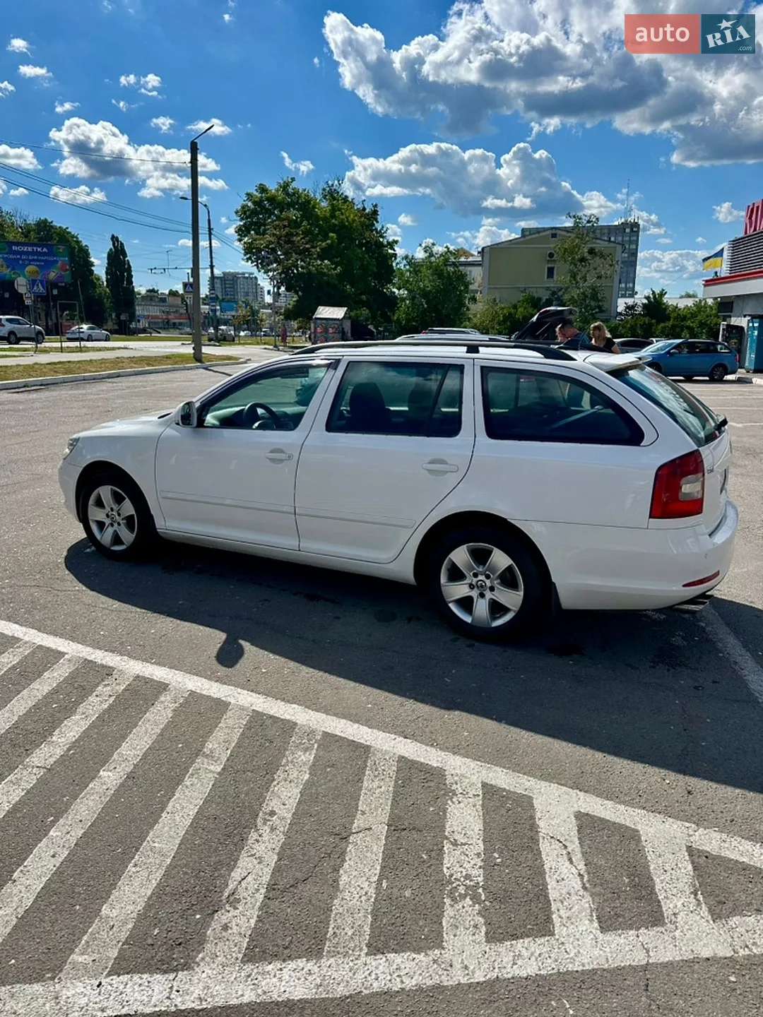 2010 Skoda Octavia - мініатюра 9