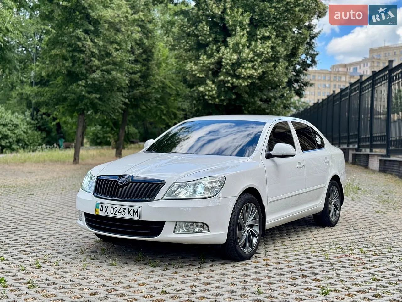 2011 Skoda Octavia - мініатюра 23