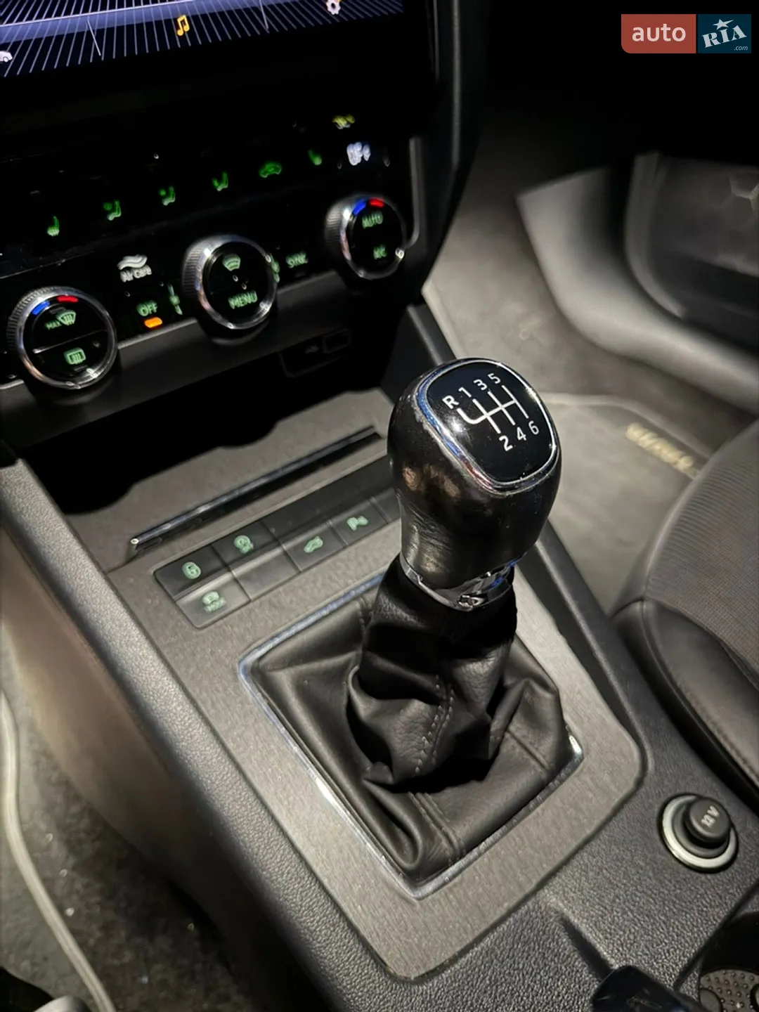 2019 Skoda Octavia - мініатюра 16