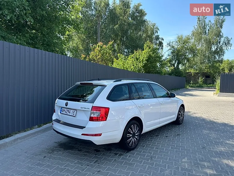 Skoda Octavia 2016 VIN TMBJG7NEXH0141926 фото оголошення 3 з 37