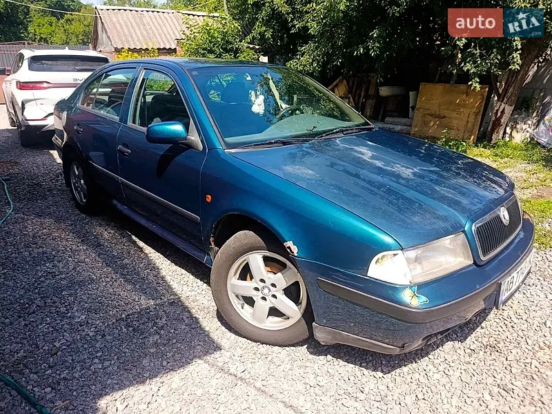 Skoda Octavia 1997 VIN TMBZZZ1U9WX057946 фото оголошення 3 з 43
