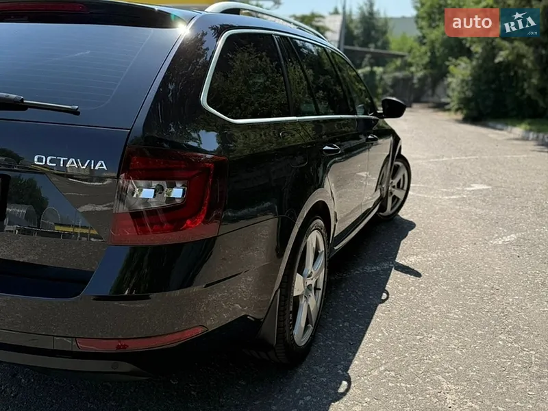 Skoda Octavia 2018 VIN TMBJJ7NE5K0063385 фото оголошення 15 з 89