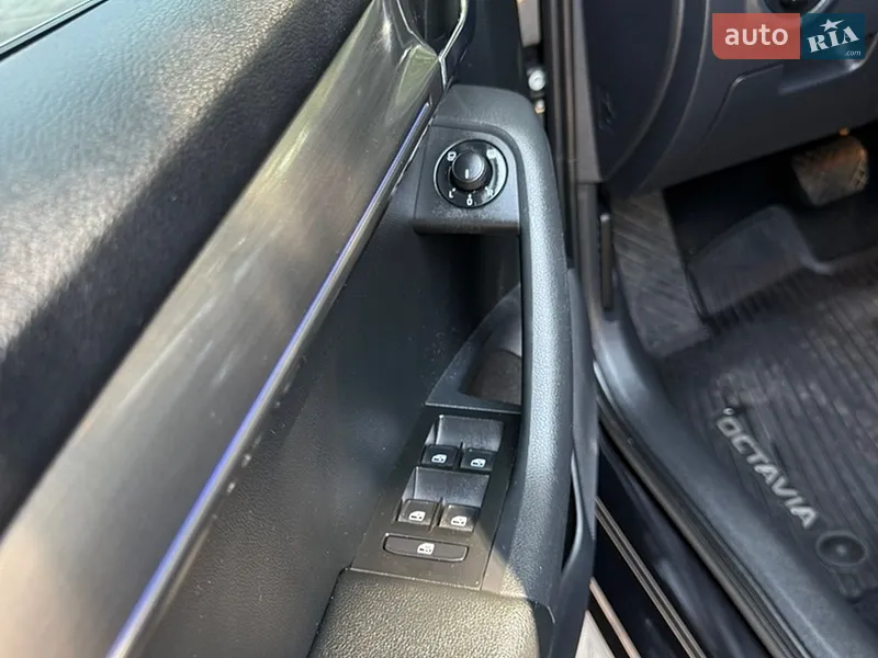 Skoda Octavia 2018 VIN TMBJJ7NE5K0063385 фото оголошення 41 з 89