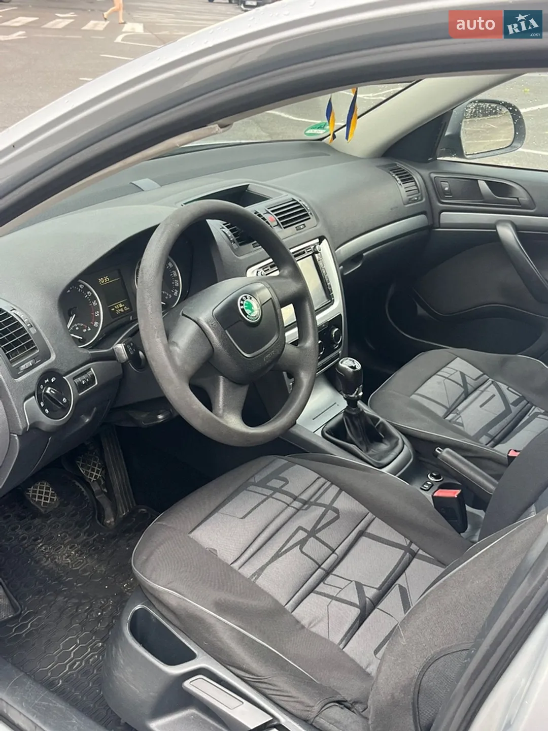 Skoda Octavia 2011 VIN TMBJT61Z3C2086859 фото оголошення 9 з 12