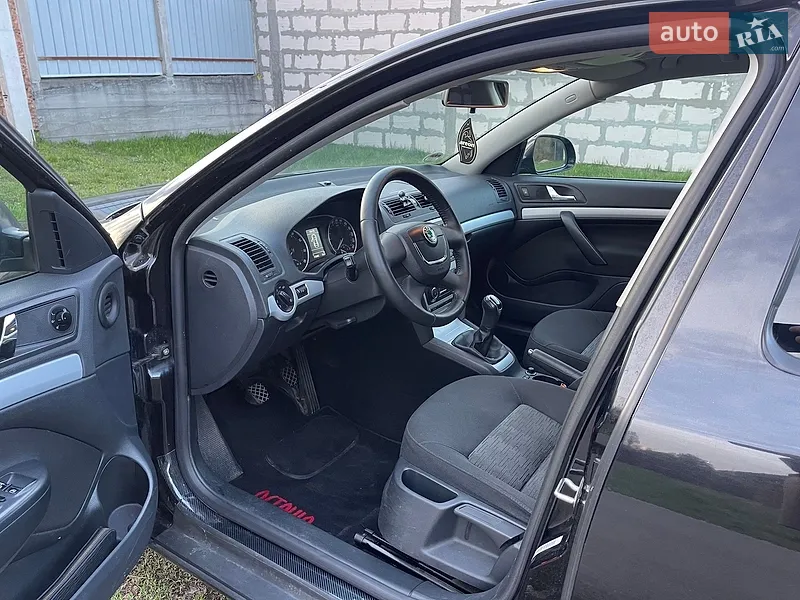 Skoda Octavia 2011 VIN TMBHK61Z7C8009362 фото оголошення 7 з 63