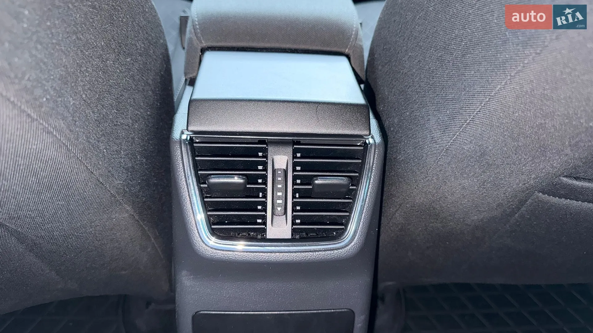 2015 Skoda Octavia - мініатюра 14