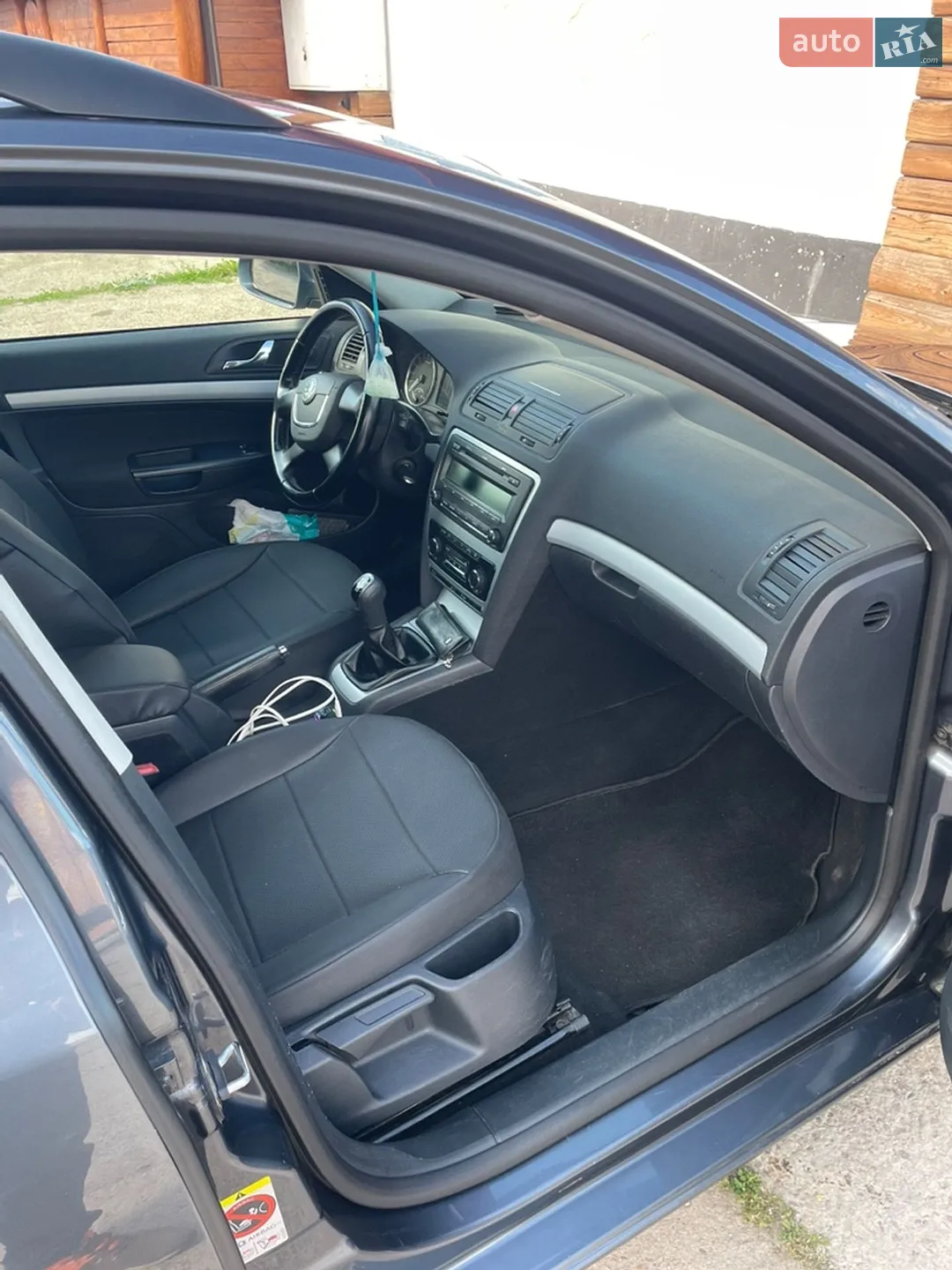 2011 Skoda Octavia - мініатюра 10