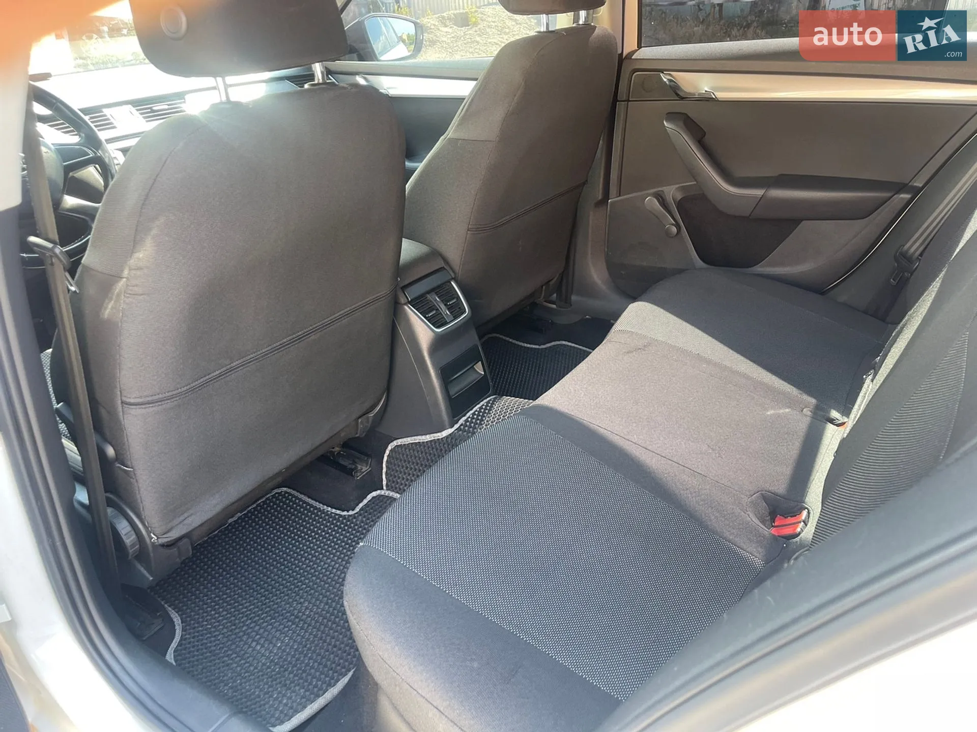 Skoda Octavia 2014 VIN TMBJG7NE8E0156002 фото оголошення 11 з 22