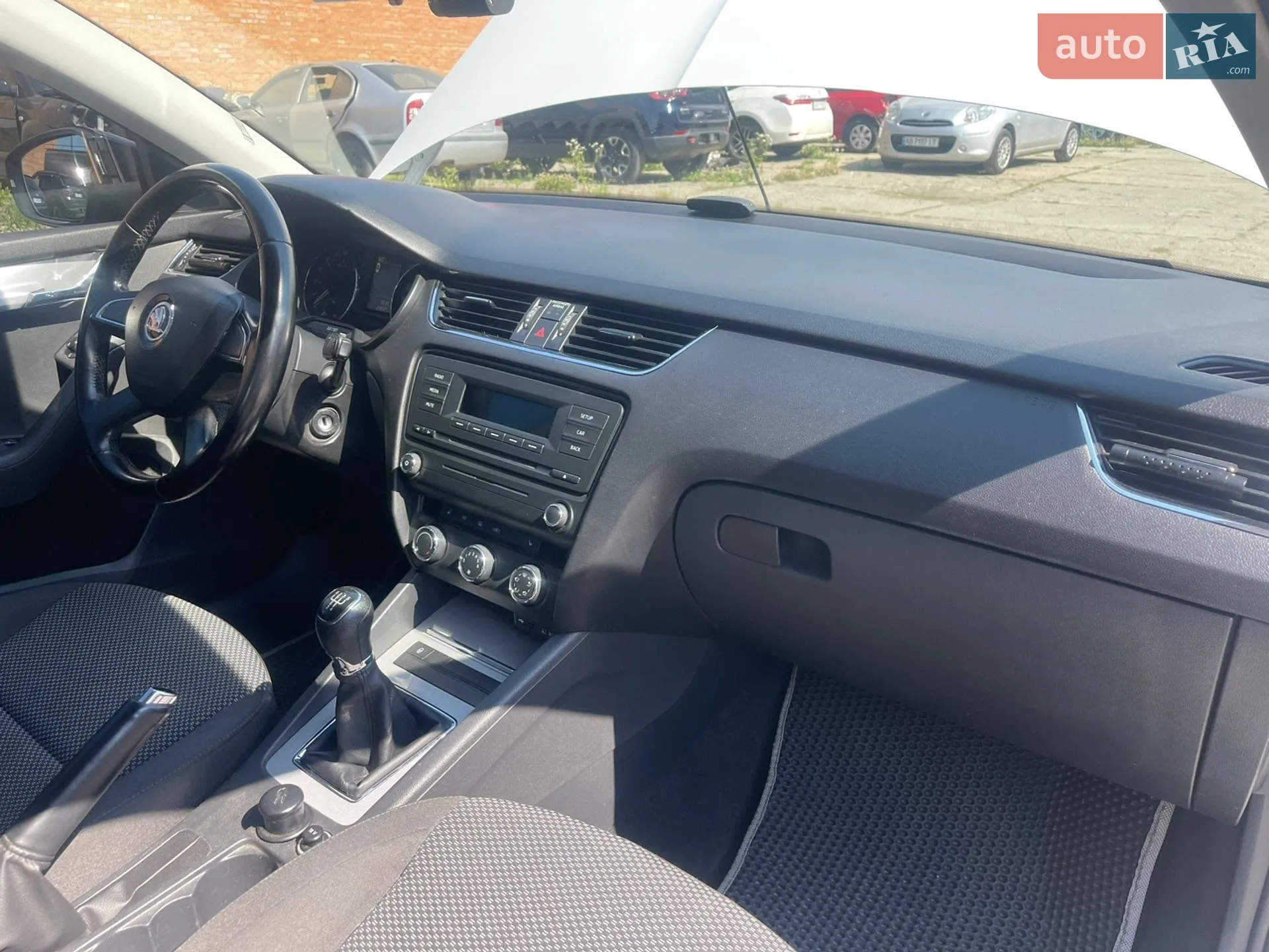 Skoda Octavia 2014 VIN TMBJG7NE8E0156002 фото оголошення 14 з 22