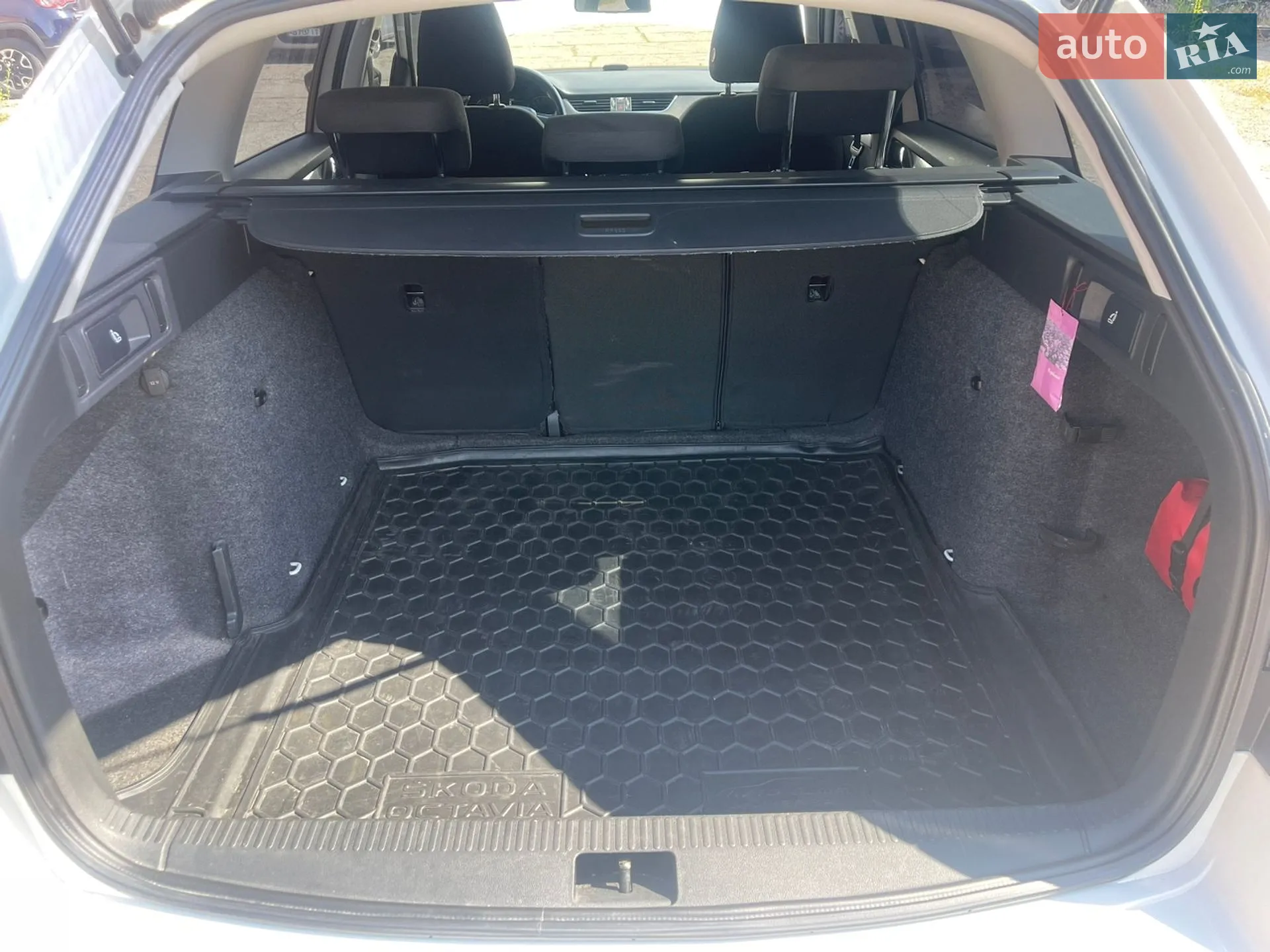 Skoda Octavia 2014 VIN TMBJG7NE8E0156002 фото оголошення 16 з 22