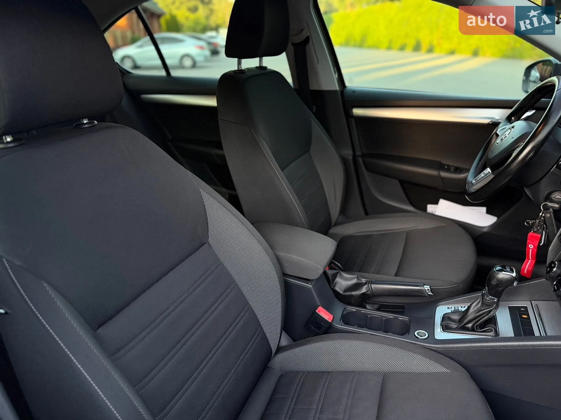 2017 Skoda Octavia - мініатюра 24