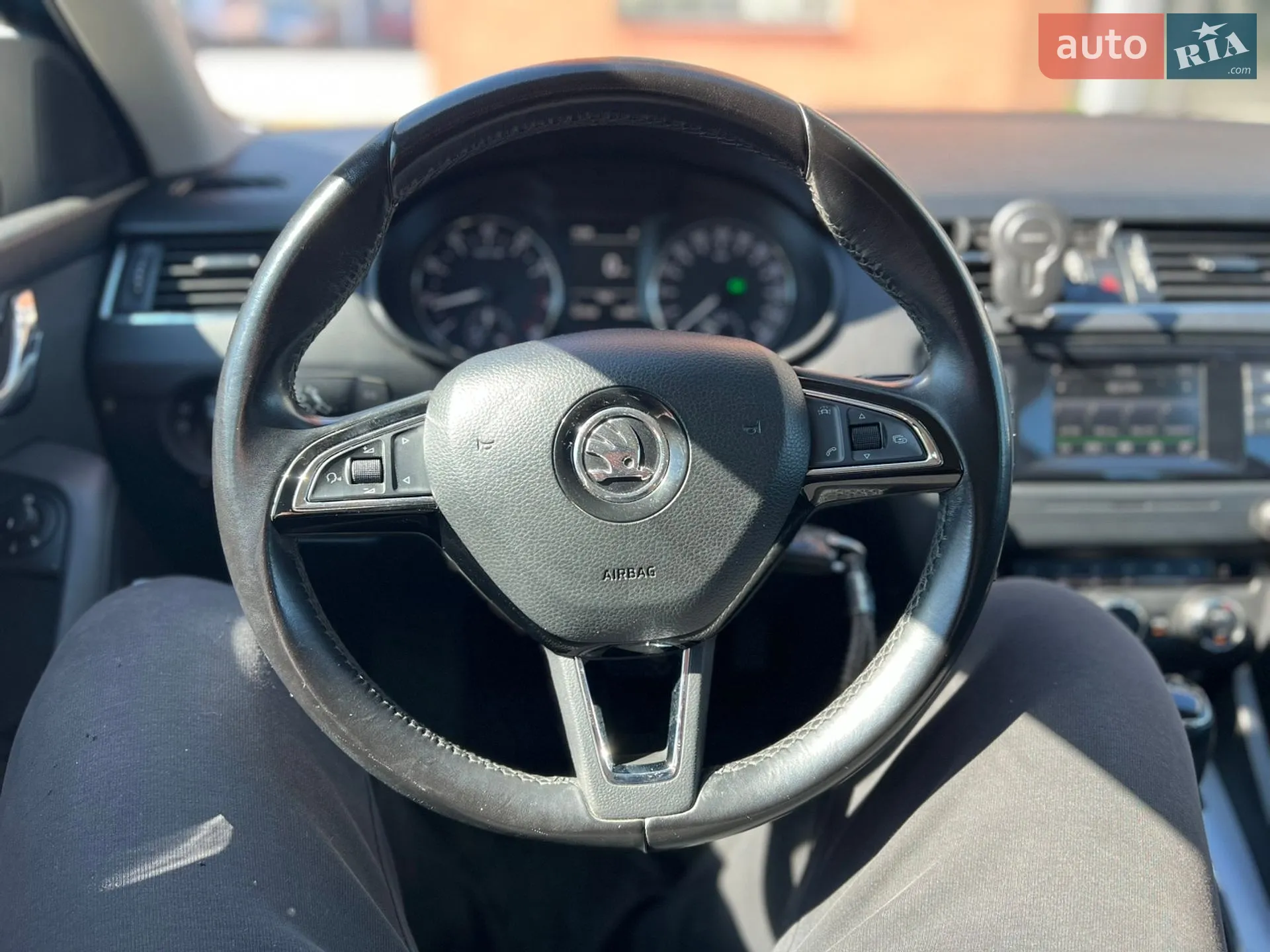 2017 Skoda Octavia - мініатюра 12