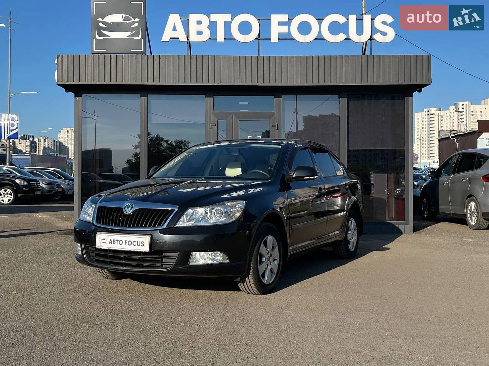 2010 Skoda Octavia - мініатюра 4