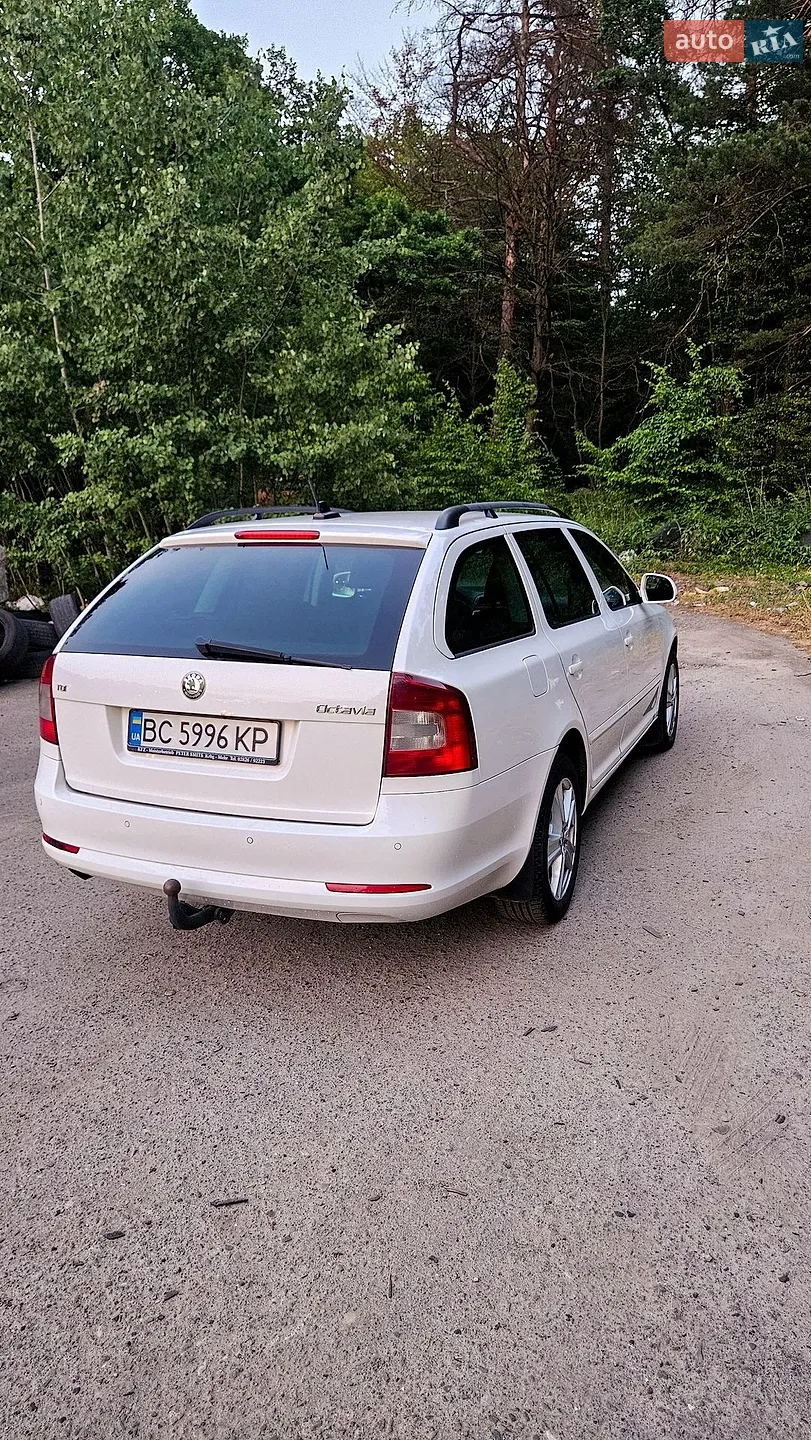 2010 Skoda Octavia - мініатюра 30