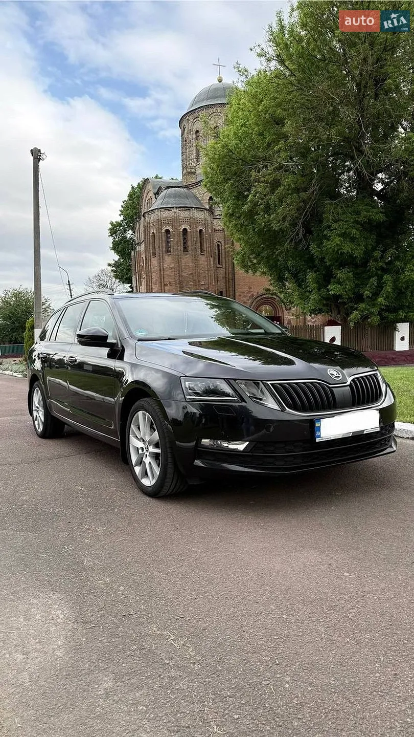 2017 Skoda Octavia - мініатюра 8