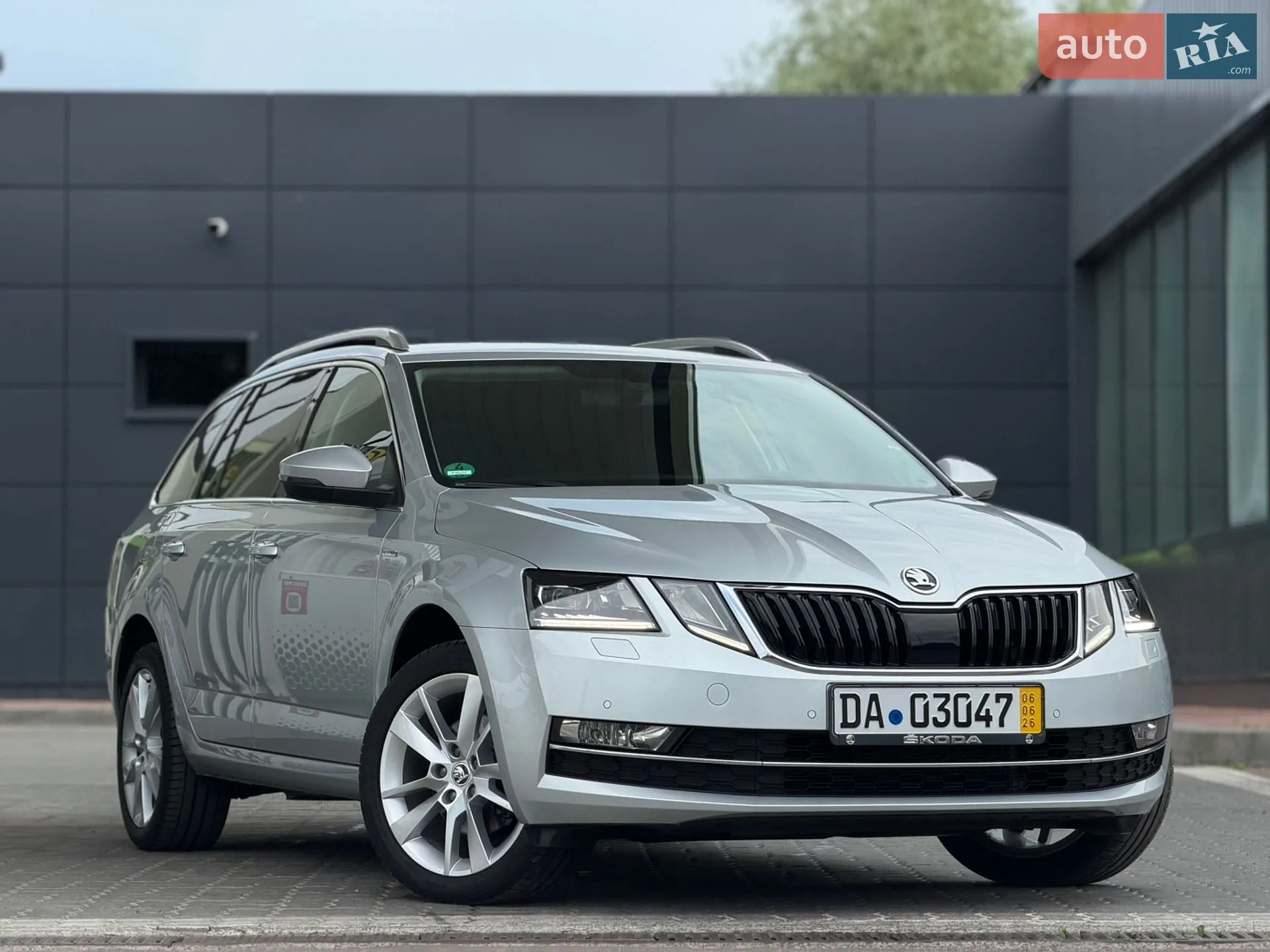 2020 Skoda Octavia - фото 1