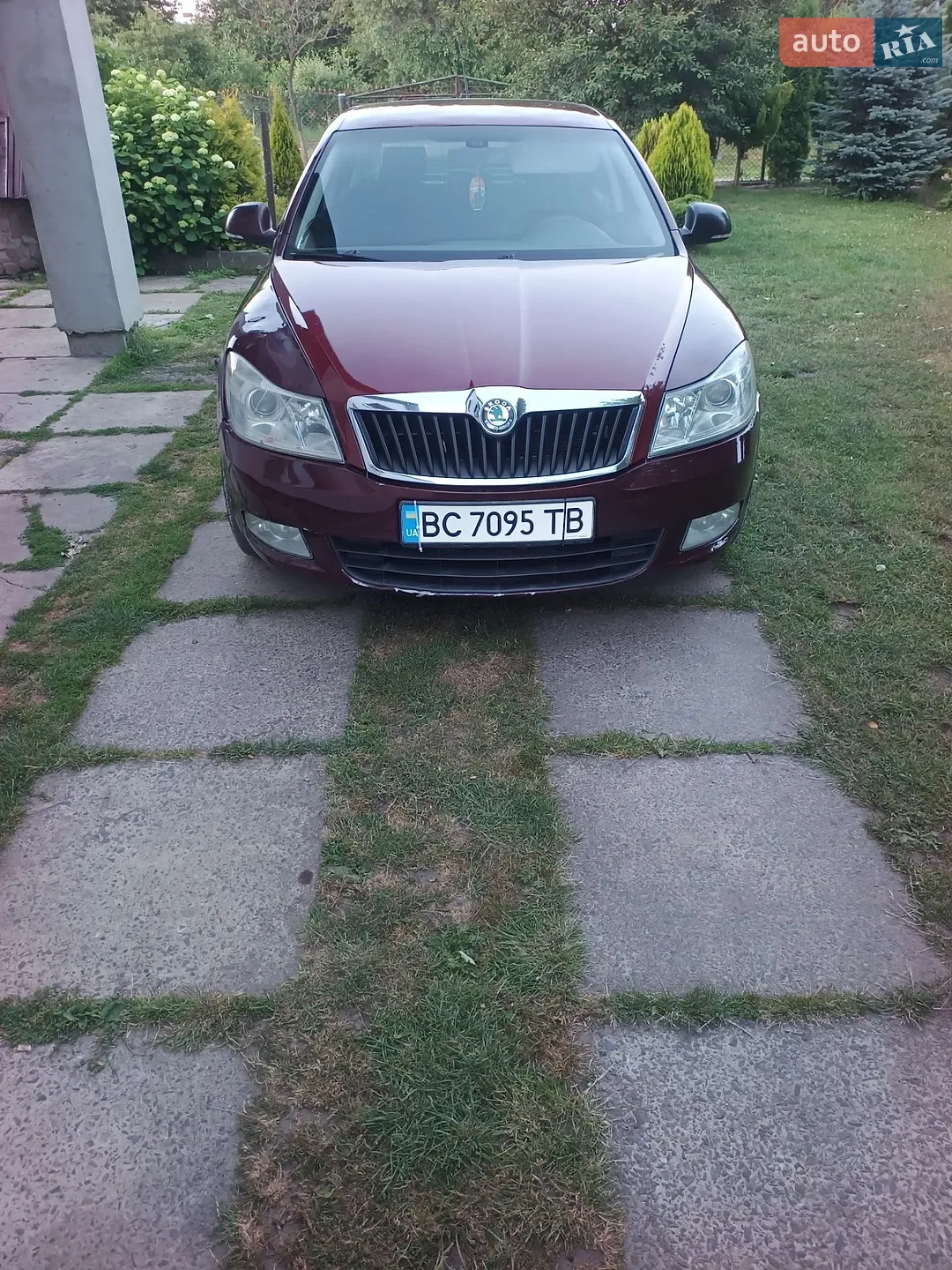 2010 Skoda Octavia - мініатюра 15