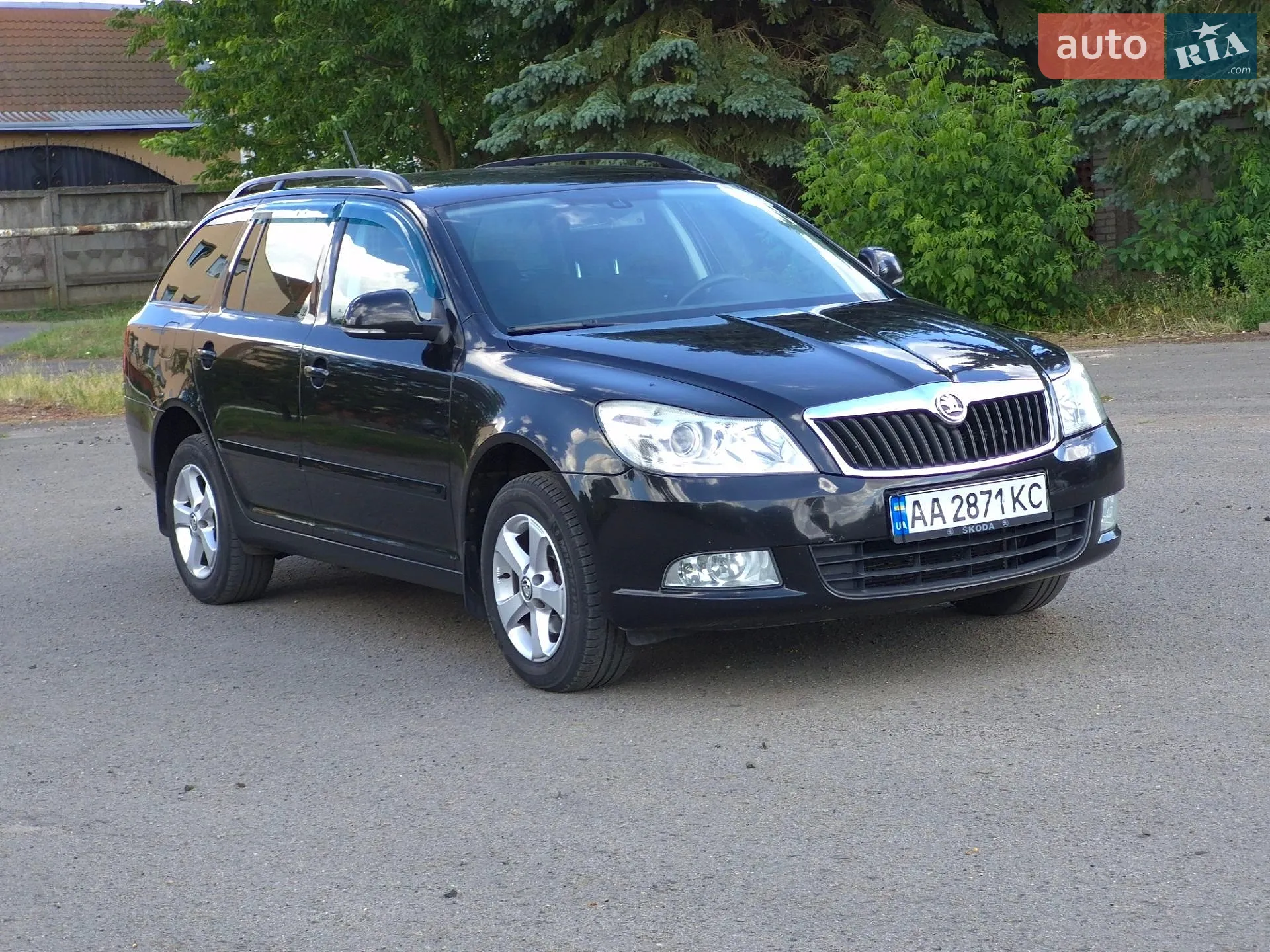 2010 Skoda Octavia - фото 1