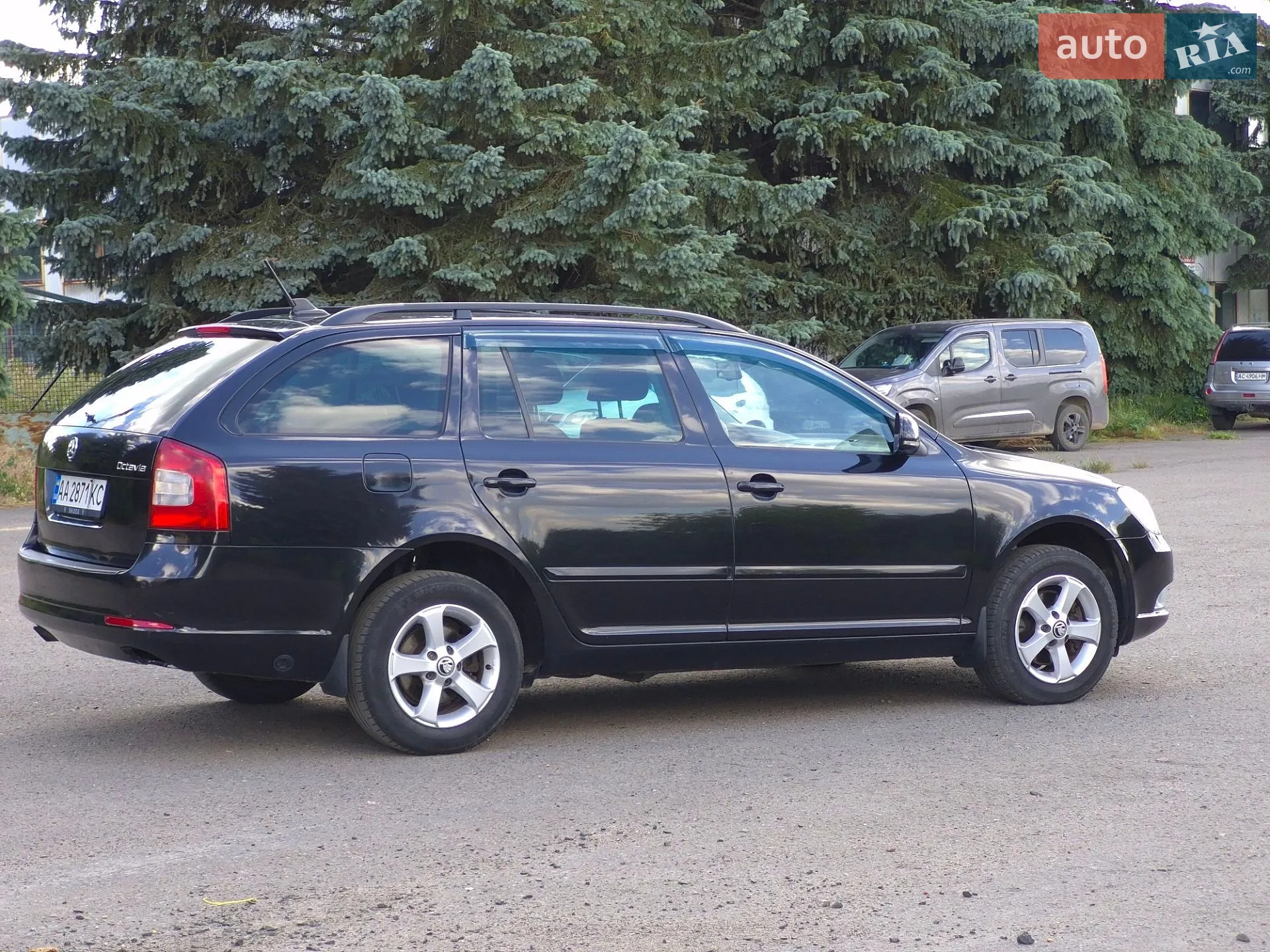 2010 Skoda Octavia - мініатюра 6