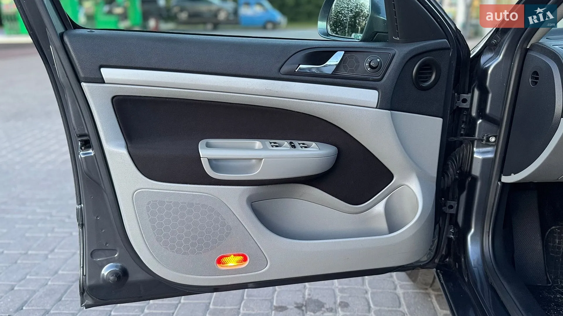 2012 Skoda Octavia - мініатюра 17