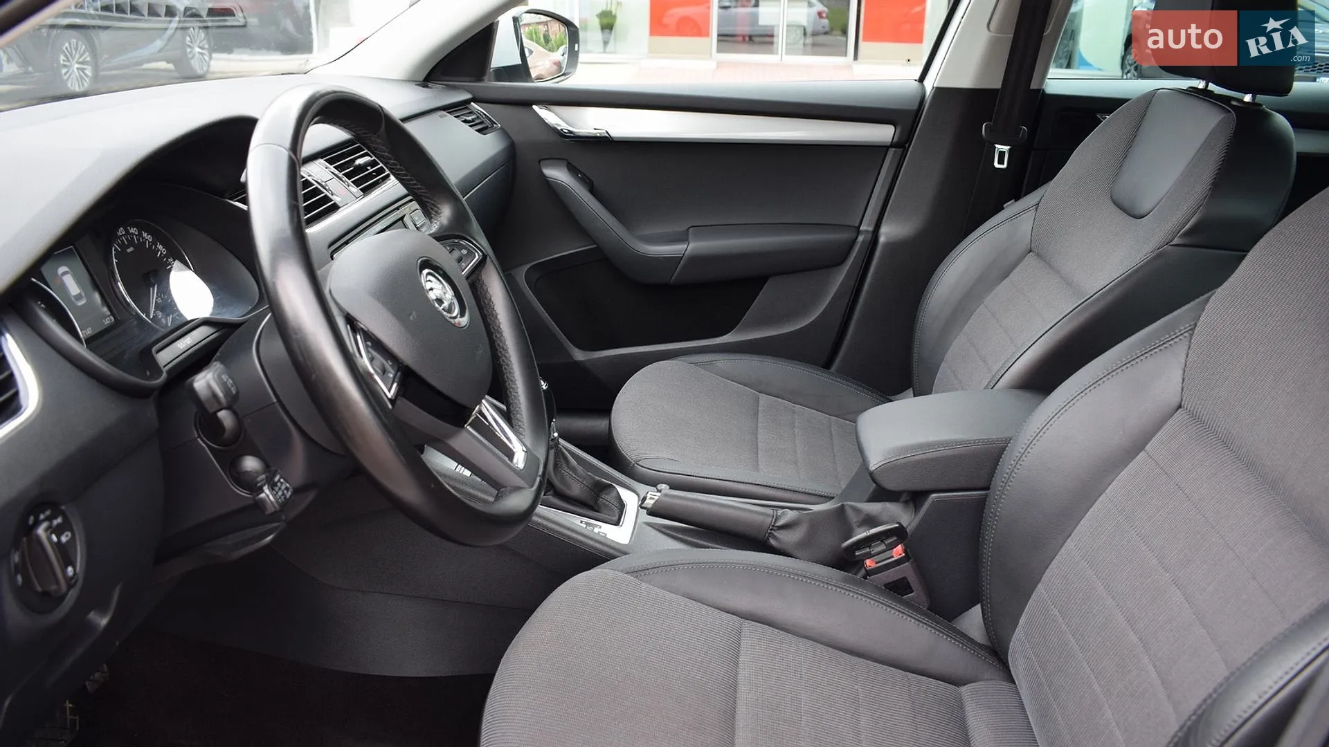 2017 Skoda Octavia - мініатюра 12