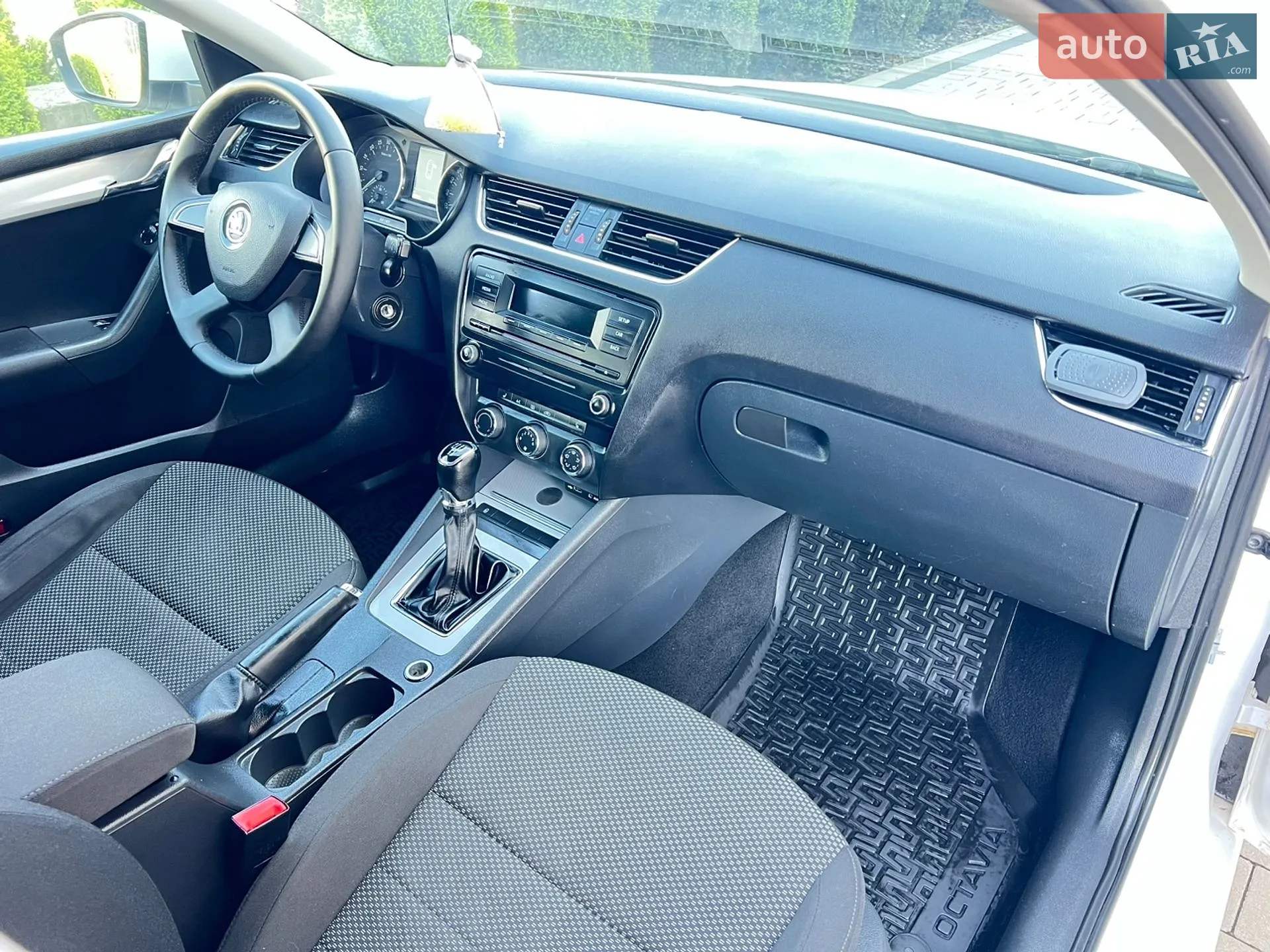 2013 Skoda Octavia - мініатюра 22