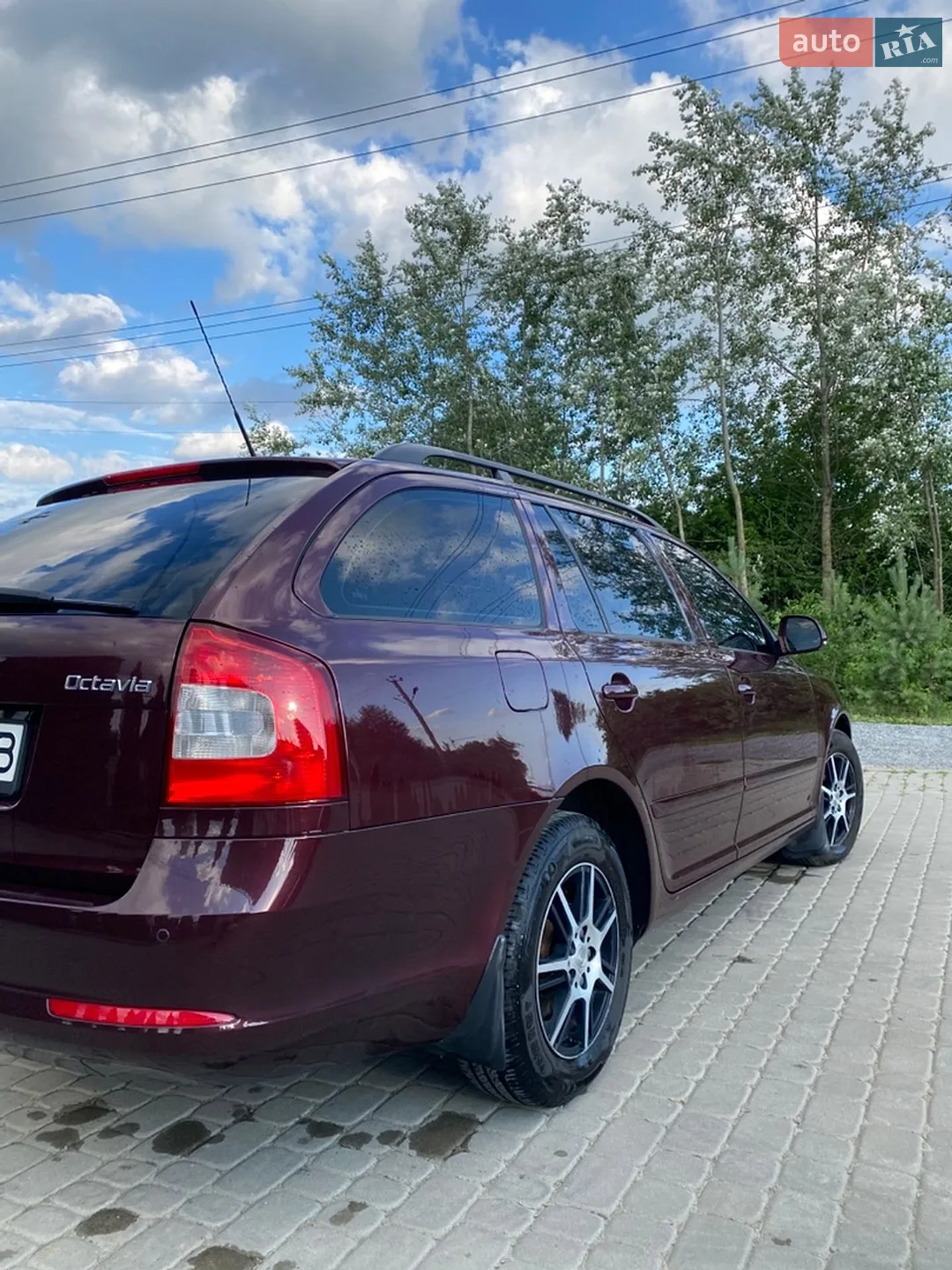 2010 Skoda Octavia - мініатюра 4