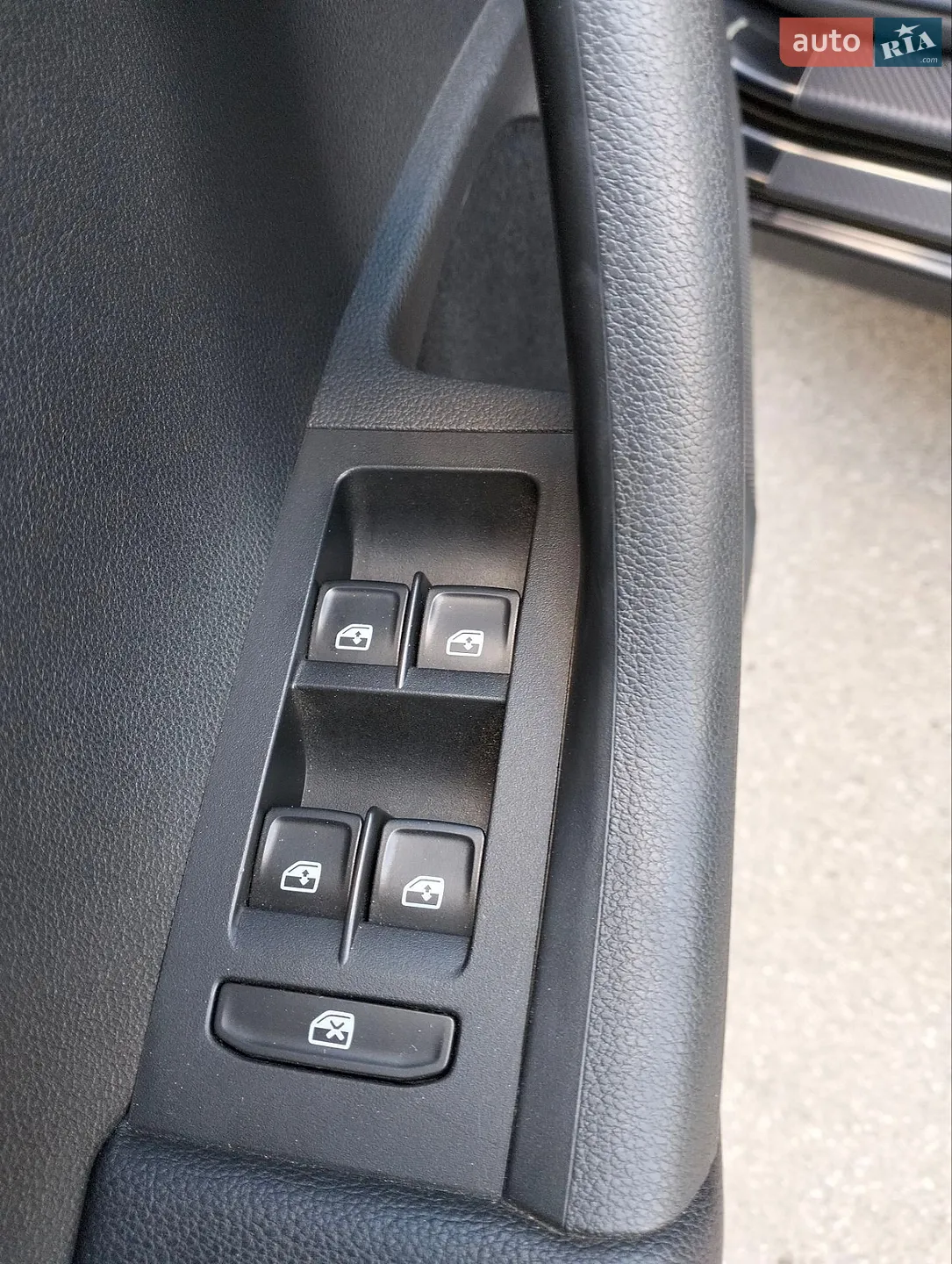 2017 Skoda Octavia - мініатюра 23